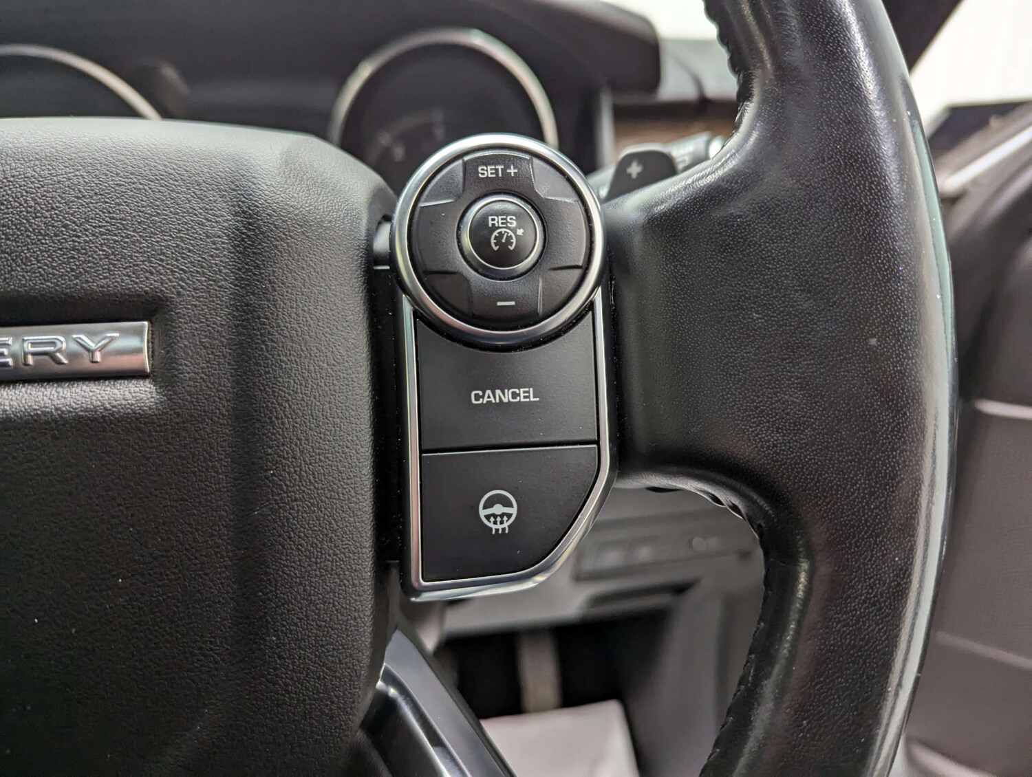 Used Land Rover Discovery 2017 for sale - 76511113: Photo 78