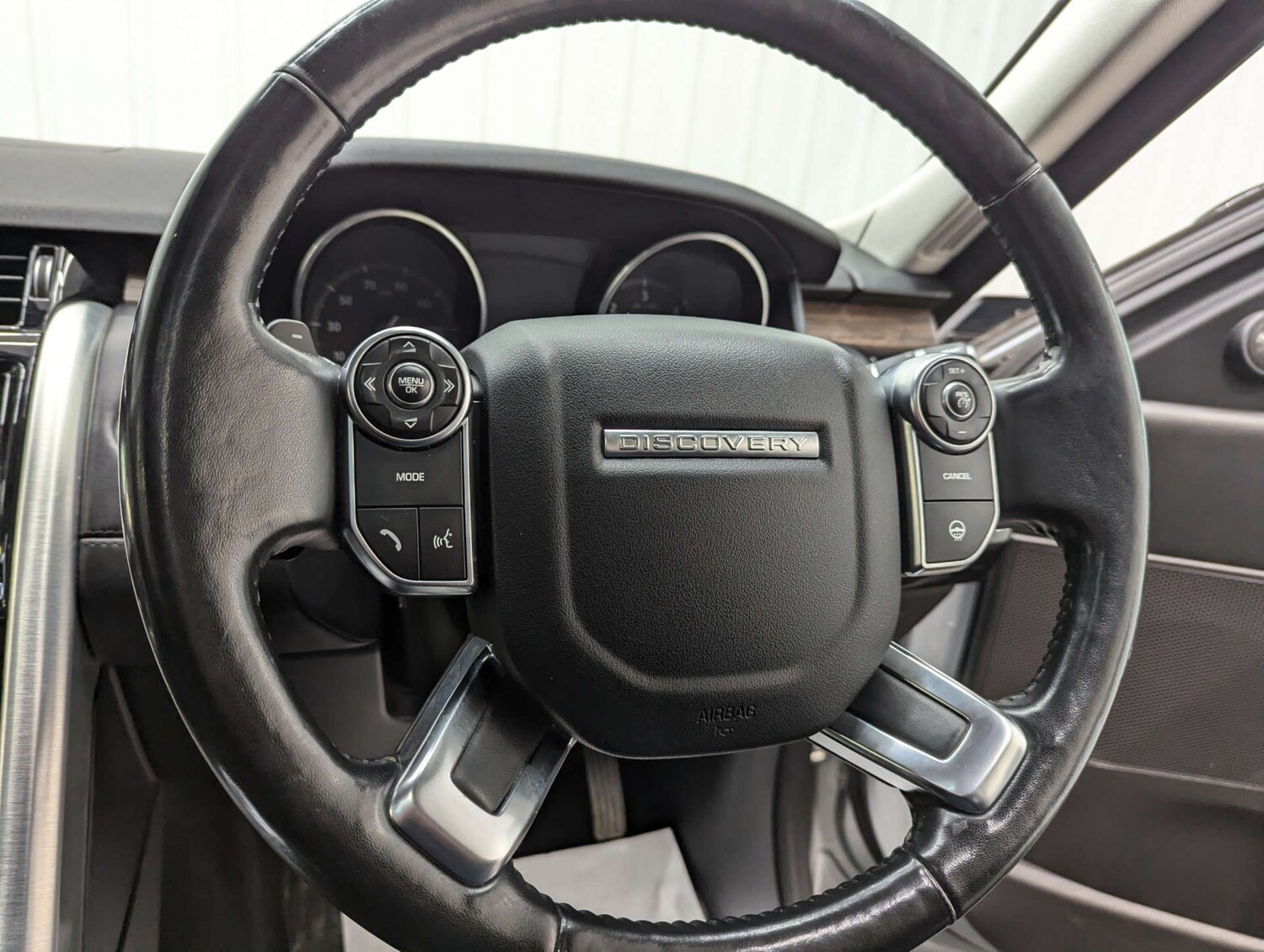 Used Land Rover Discovery 2017 for sale - 76511113: Photo 79