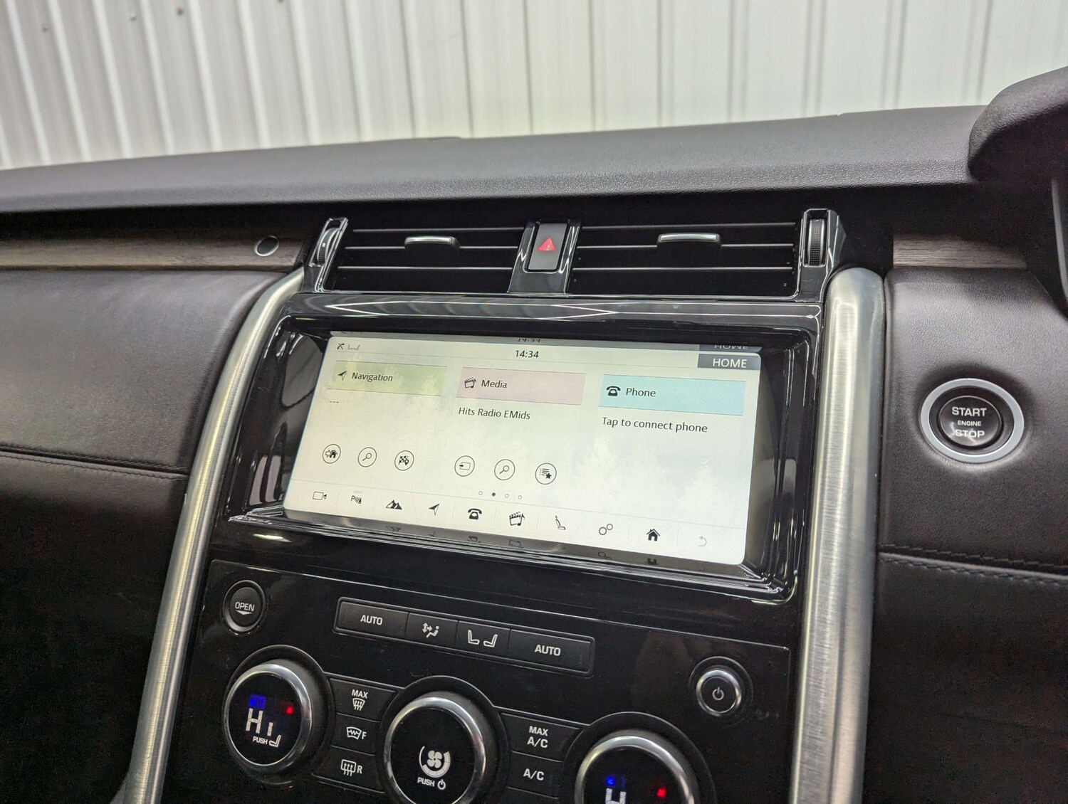 Used Land Rover Discovery 2017 for sale - 76511113: Photo 95