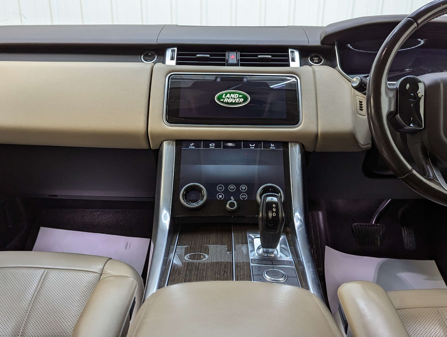Vehicle 83