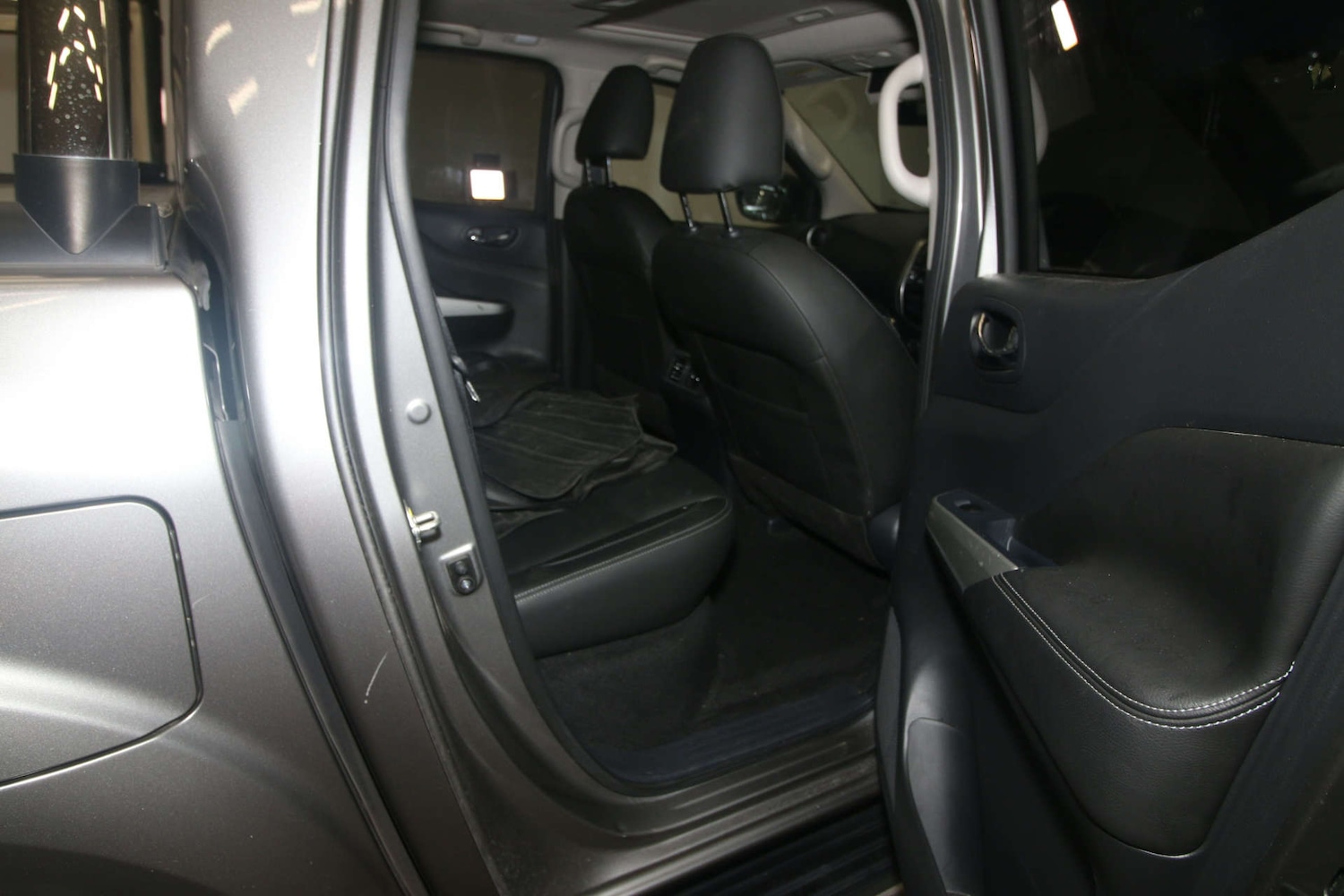 Used Nissan Navara 2021 for sale - 76363683: Photo 17