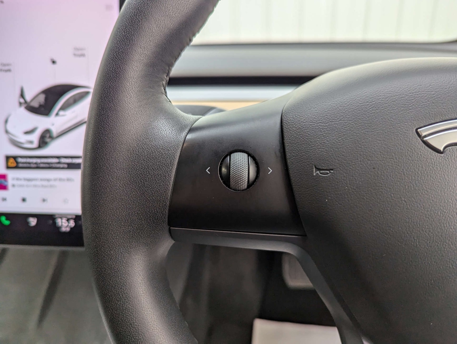 Used Tesla Model 3 2021 for sale - 76363712: Photo 71