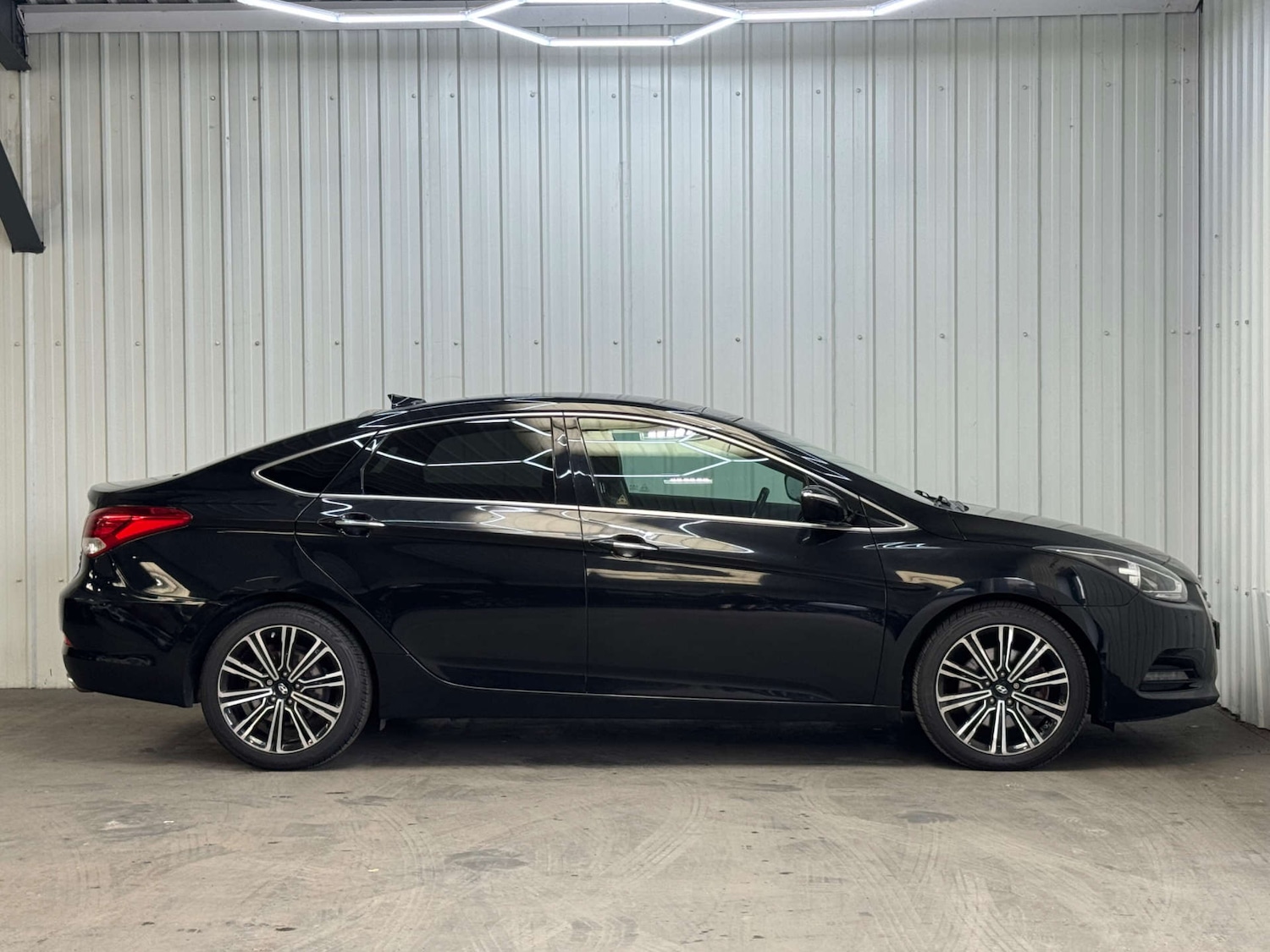 Used Hyundai i40 2018 for sale - 76391886: Photo 14