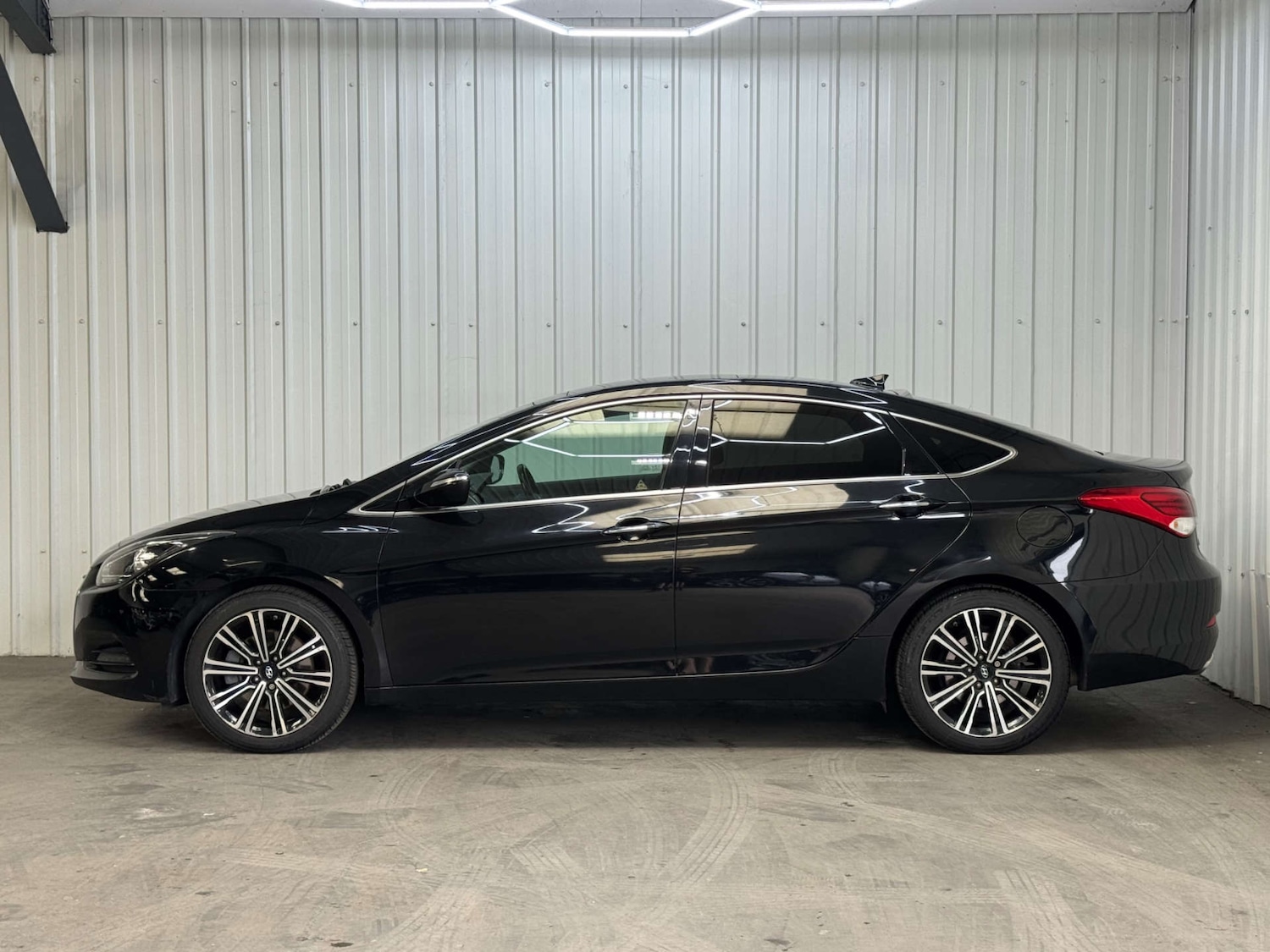 Used Hyundai i40 2018 for sale - 76391886: Photo 15
