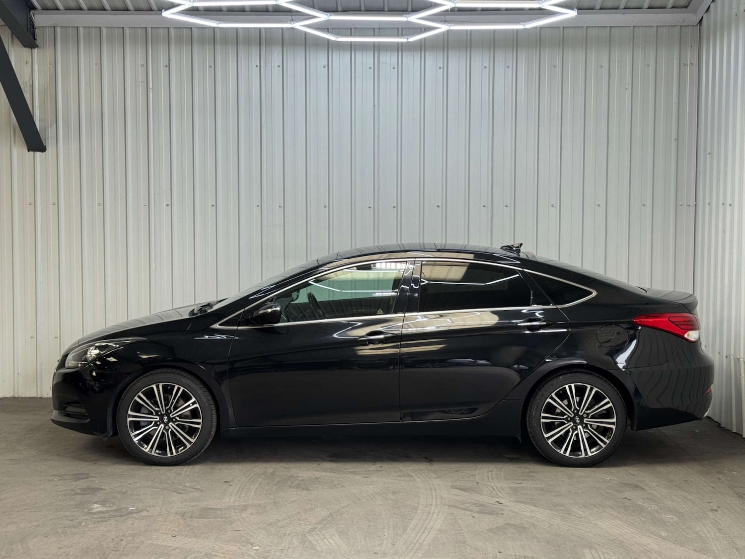 Used Hyundai i40 2018 for sale - 76391886: Photo 17