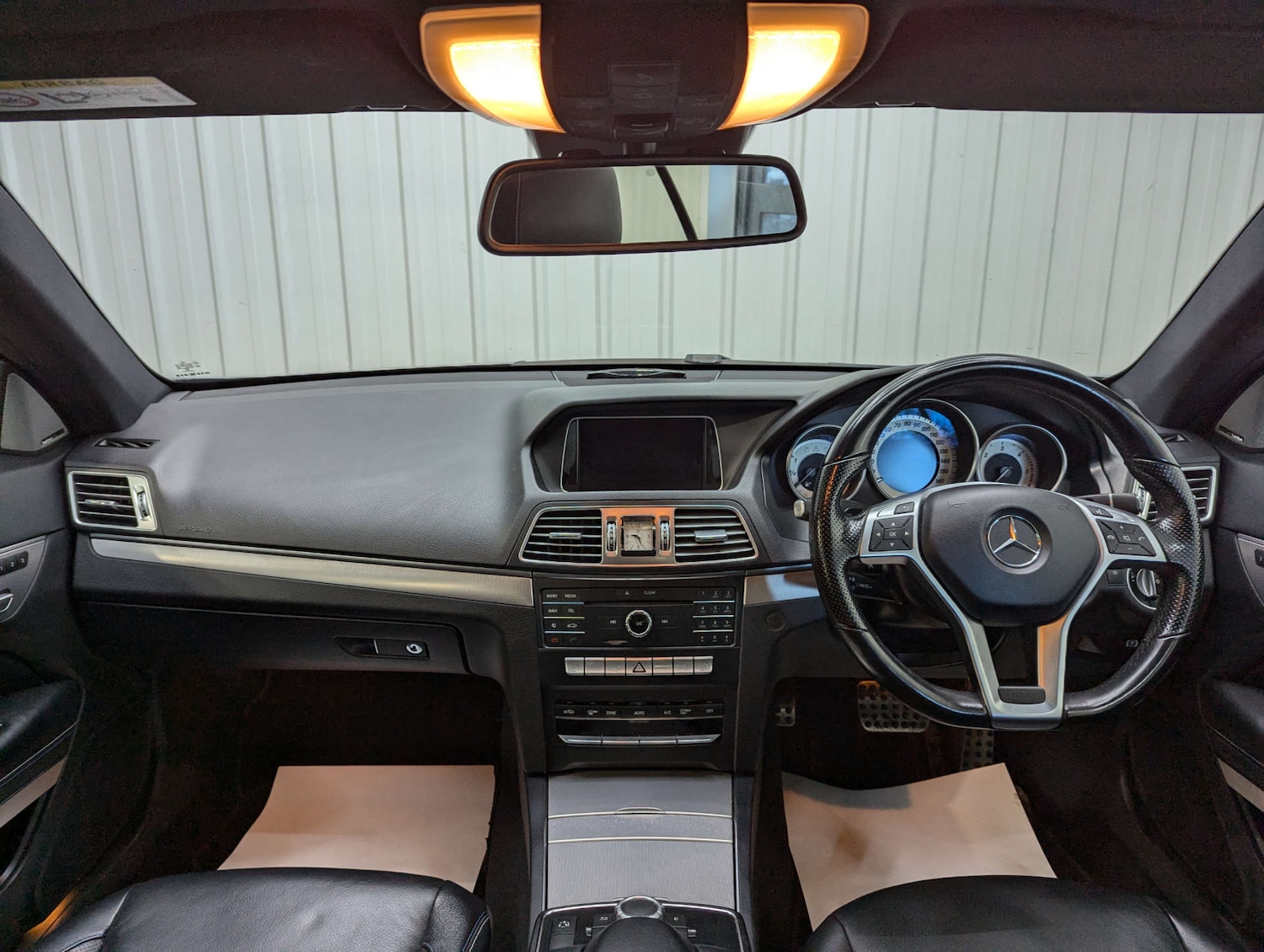 Used Mercedes-Benz E Class 2017 for sale - 76600726: Photo 65