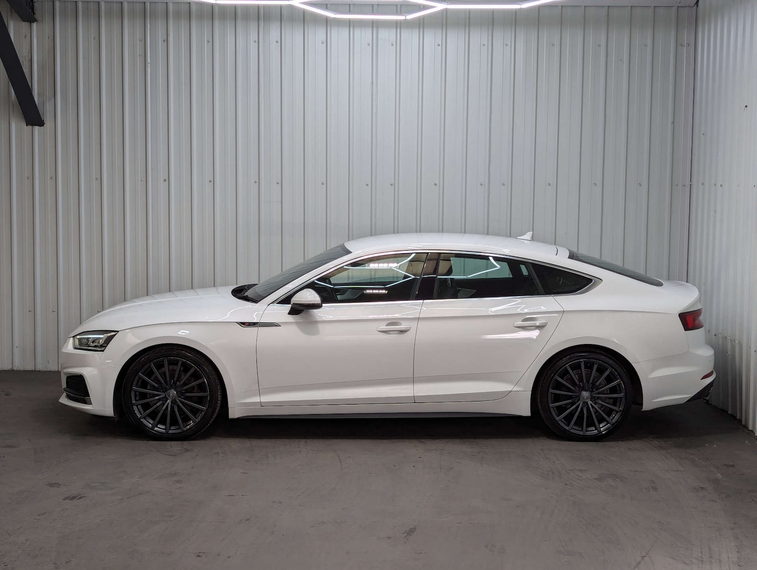 Used Audi A5 2019 for sale - 76588258: Photo 17
