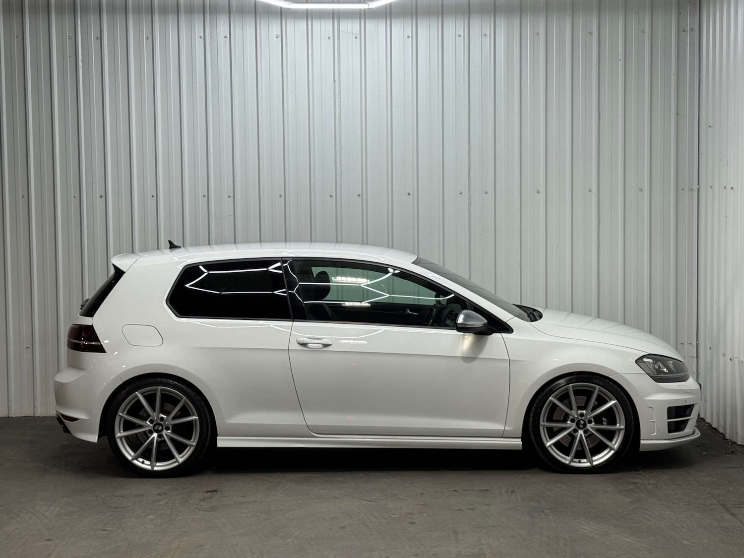 Used Volkswagen Golf 2017 for sale - 76670474: Photo 14