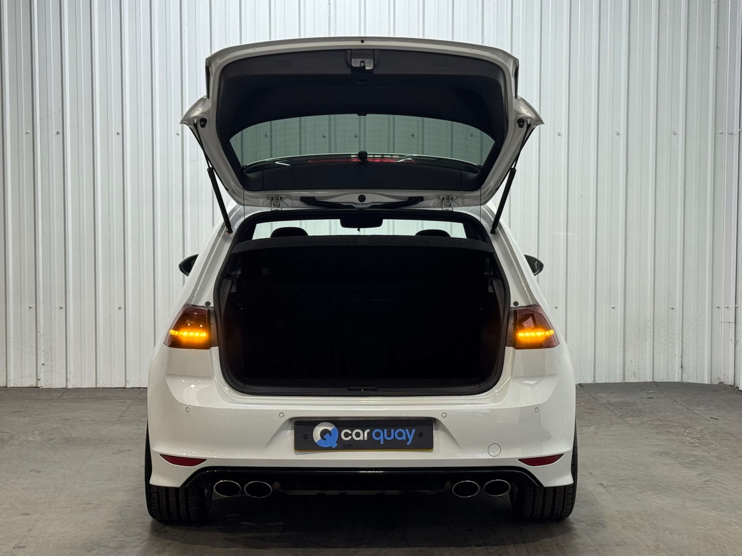 Used Volkswagen Golf 2017 for sale - 76670474: Photo 45