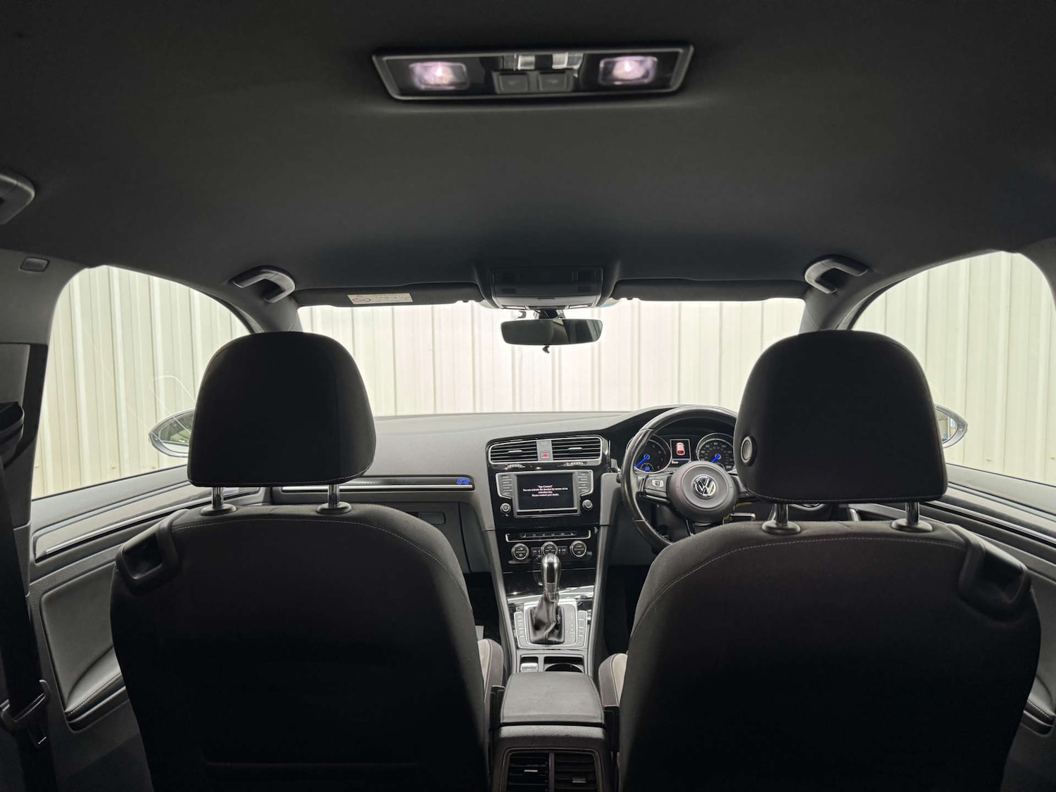 Used Volkswagen Golf 2017 for sale - 76670474: Photo 47