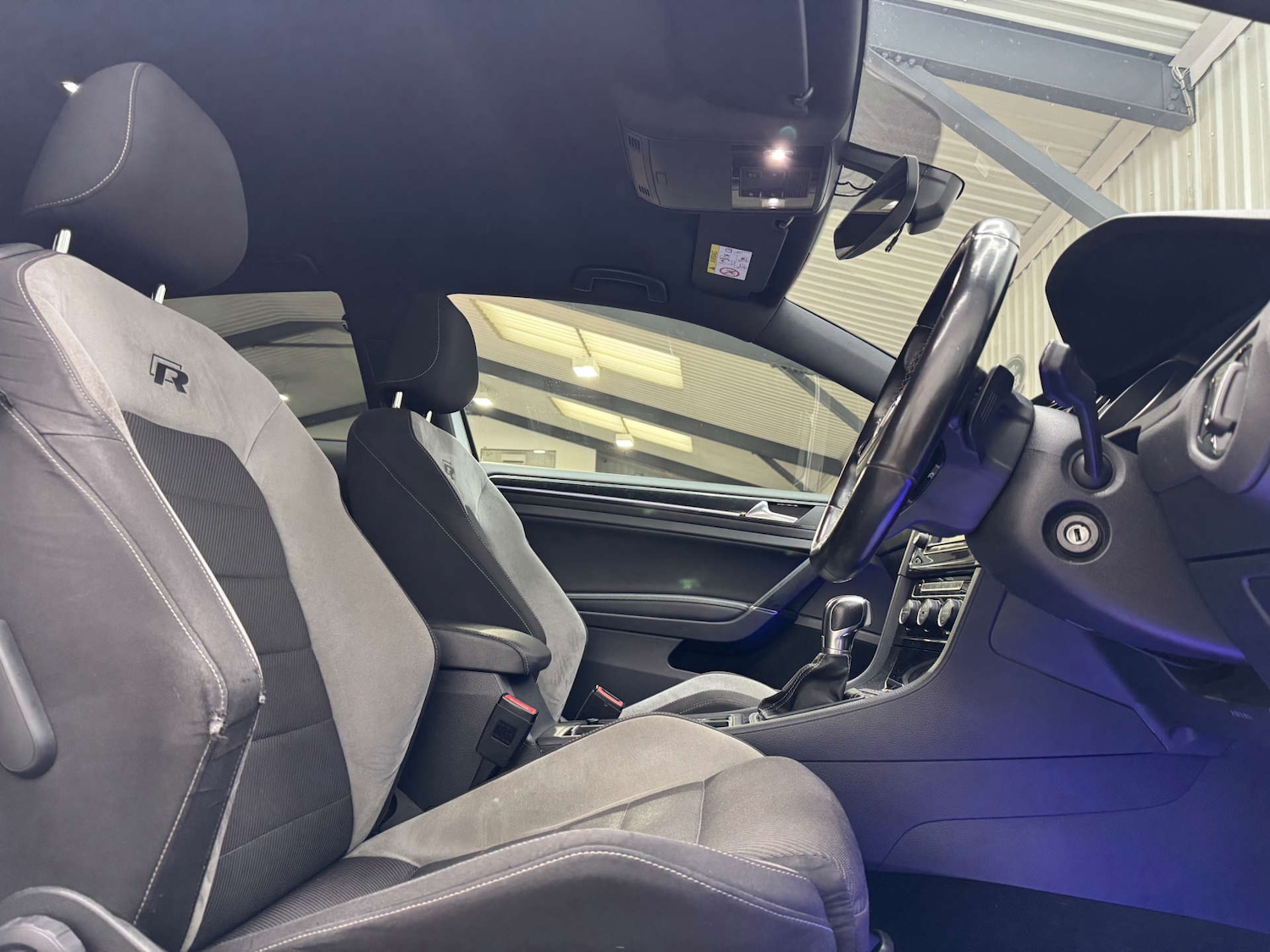 Used Volkswagen Golf 2017 for sale - 76670474: Photo 54