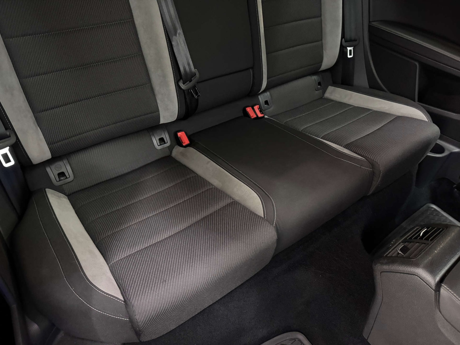 Used Volkswagen Golf 2017 for sale - 76670474: Photo 63