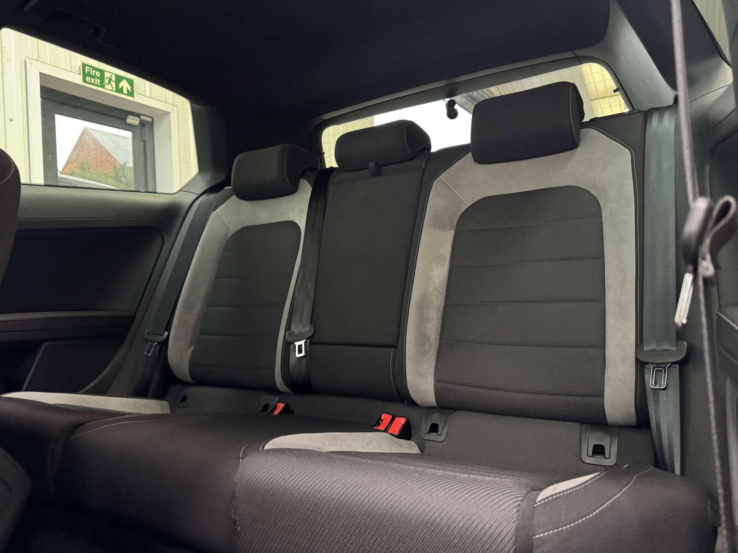 Used Volkswagen Golf 2017 for sale - 76670474: Photo 68