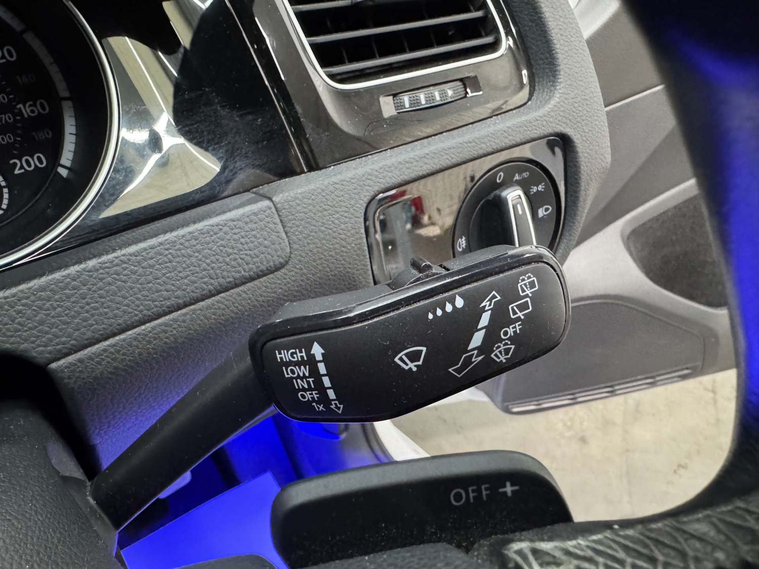 Used Volkswagen Golf 2017 for sale - 76670474: Photo 76