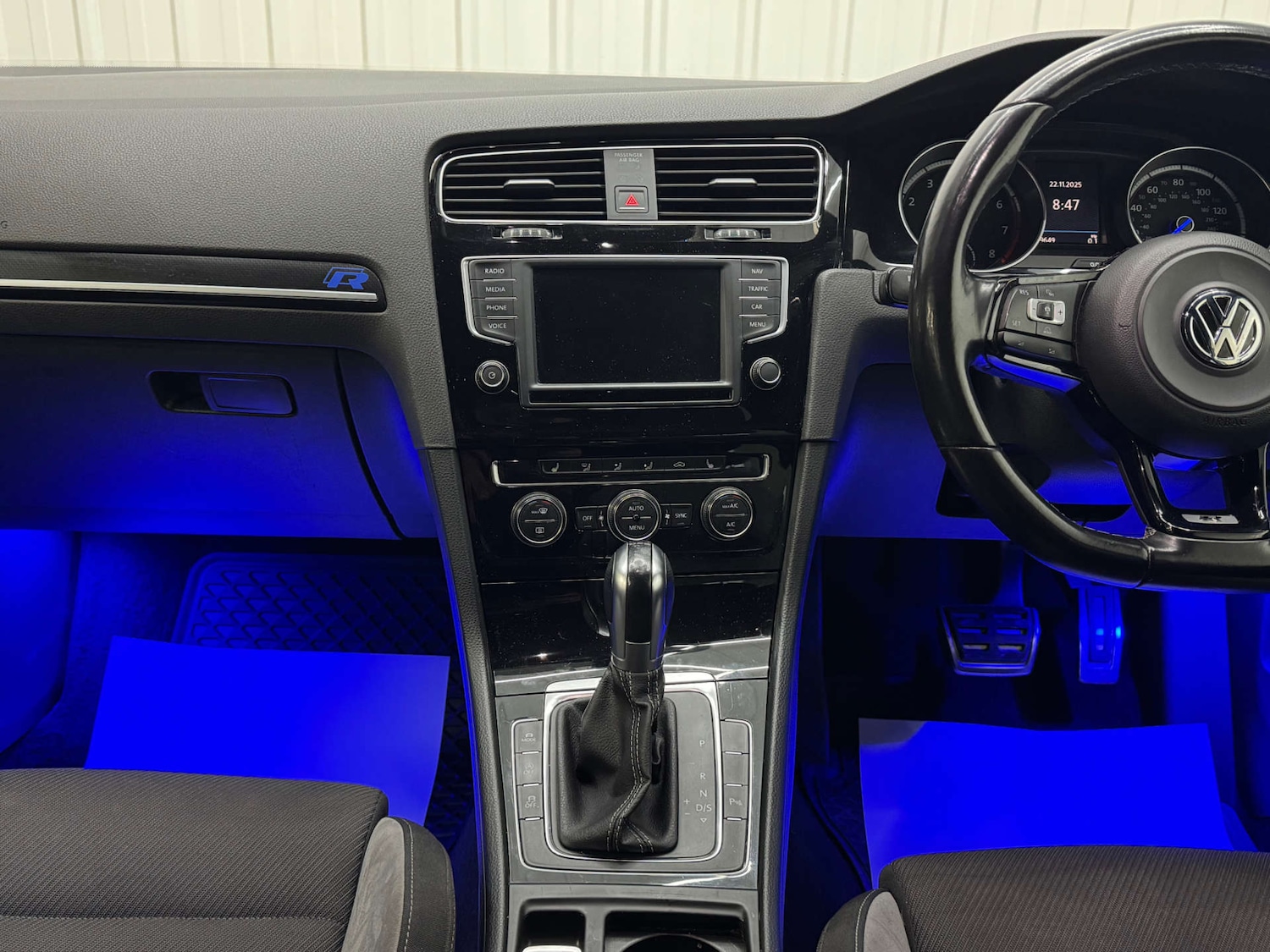 Used Volkswagen Golf 2017 for sale - 76670474: Photo 79