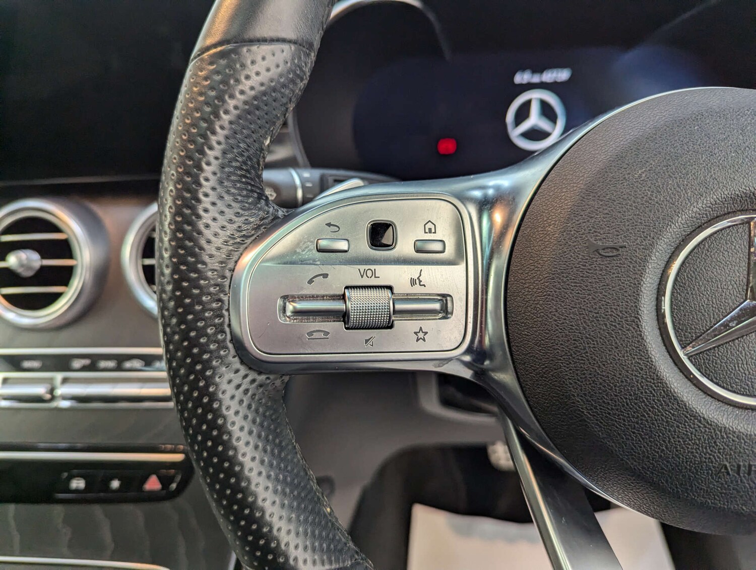 Used Mercedes-Benz GLC 2020 for sale - 77276678: Photo 74