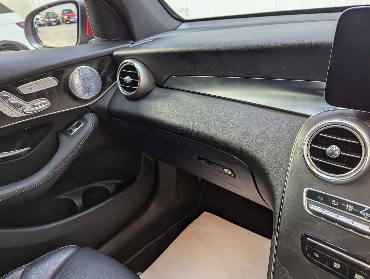 Used Mercedes-Benz GLC 2020 for sale - 77276678: Photo 85