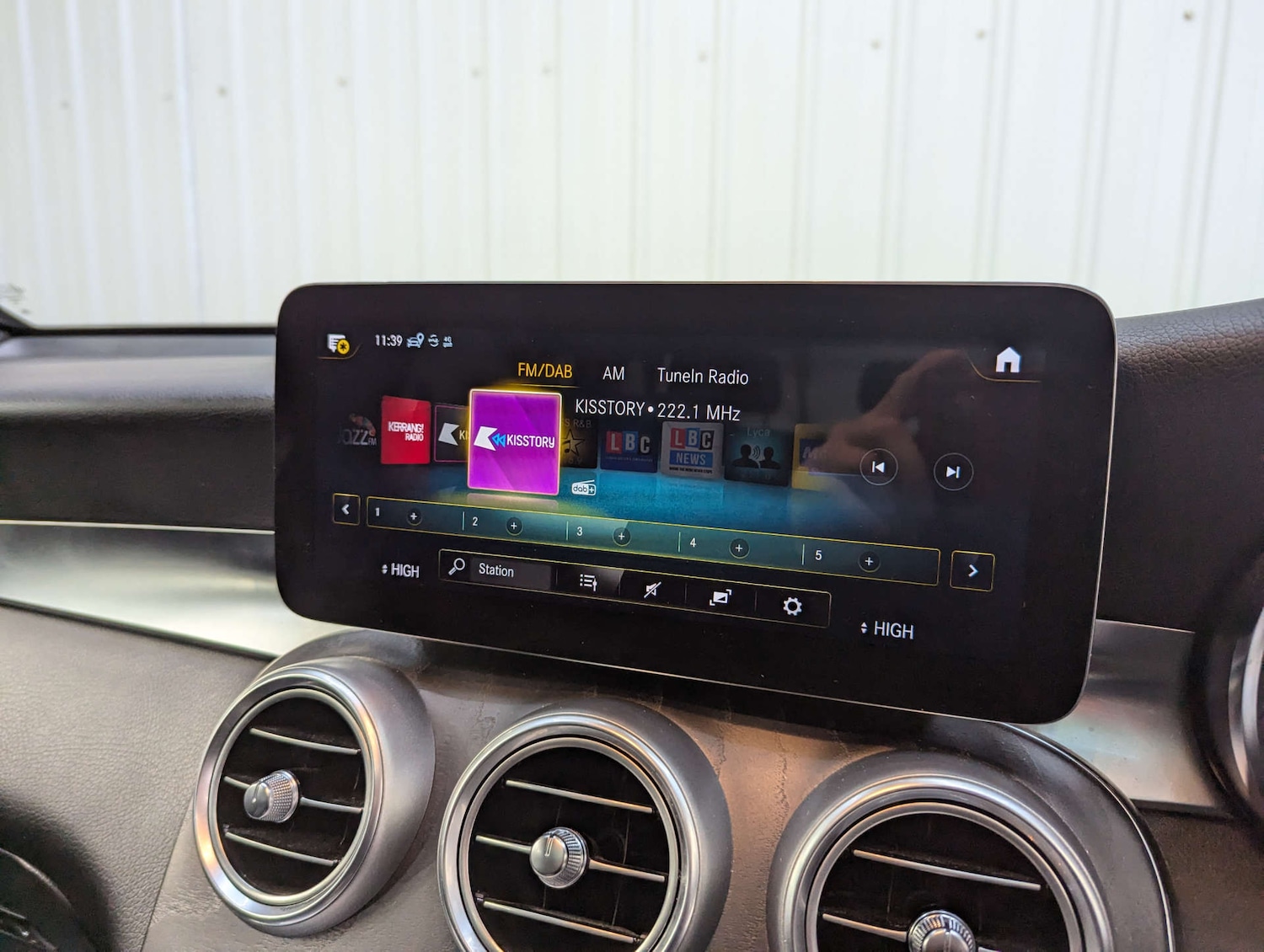 Used Mercedes-Benz GLC 2020 for sale - 77276678: Photo 87