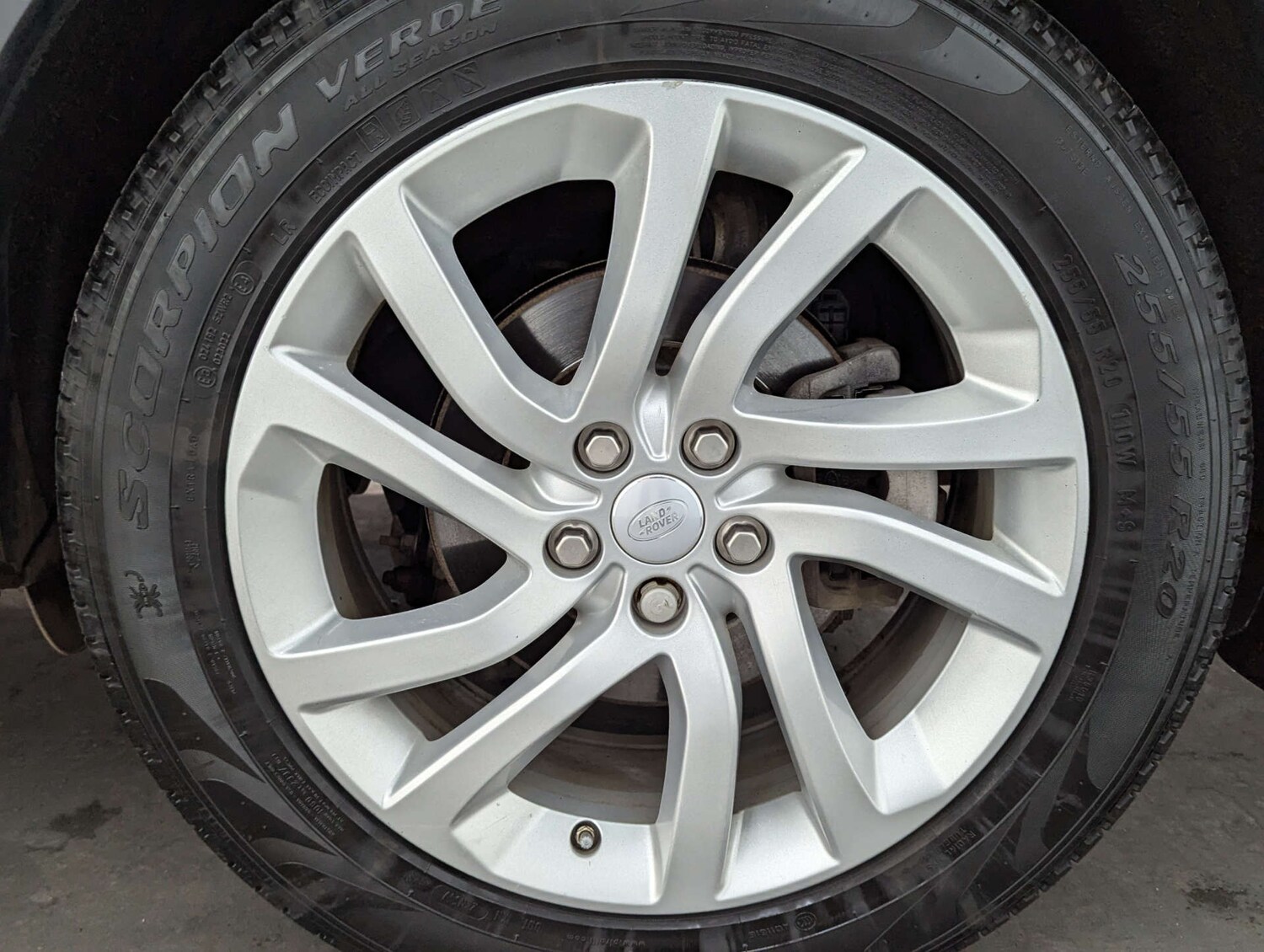 Used Land Rover Discovery 2018 for sale - 76347362: Photo 31