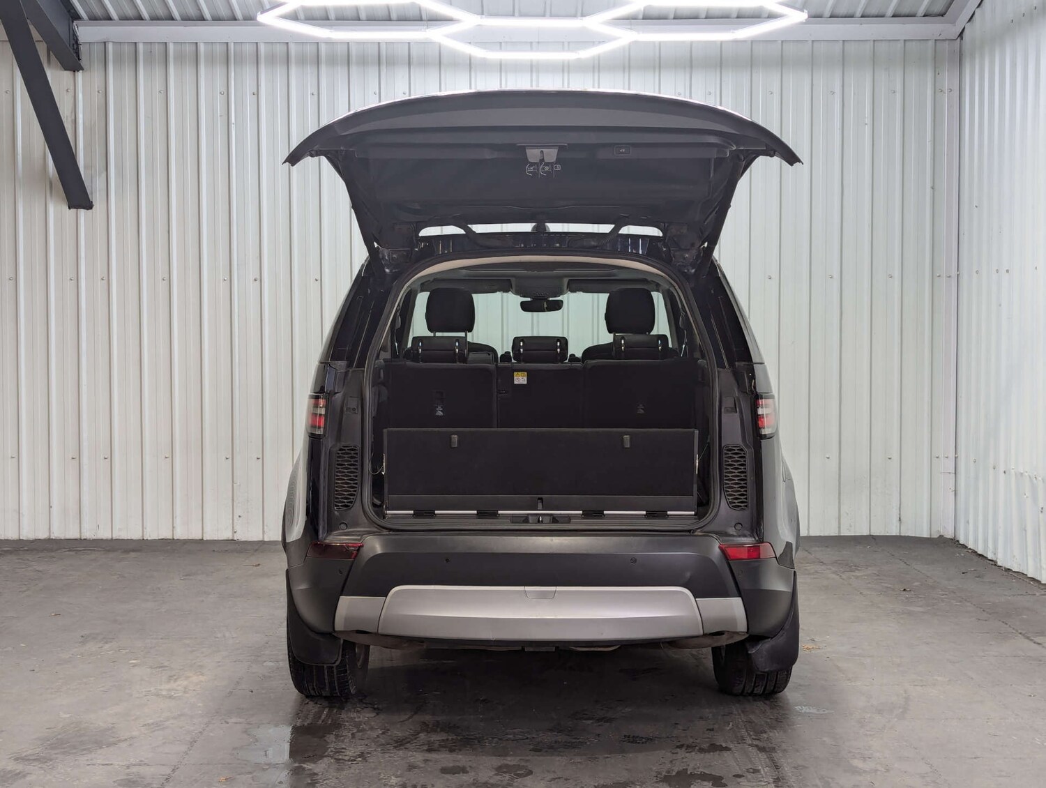 Used Land Rover Discovery 2018 for sale - 76347362: Photo 44