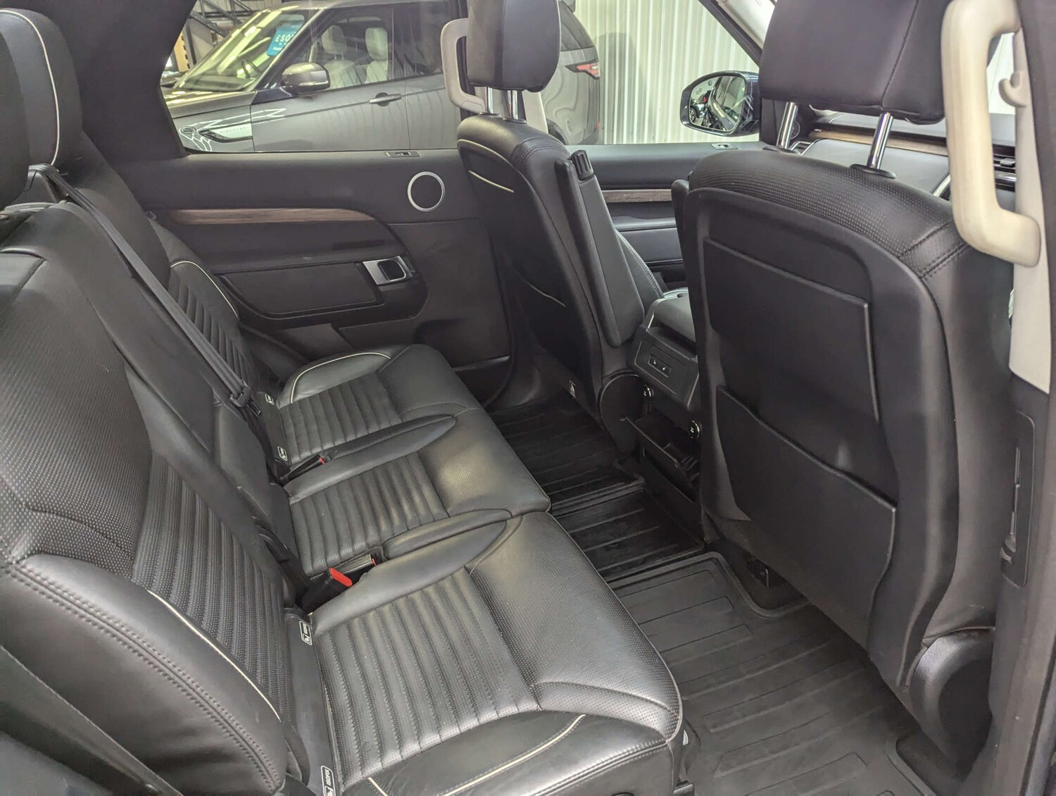 Used Land Rover Discovery 2018 for sale - 76347362: Photo 60