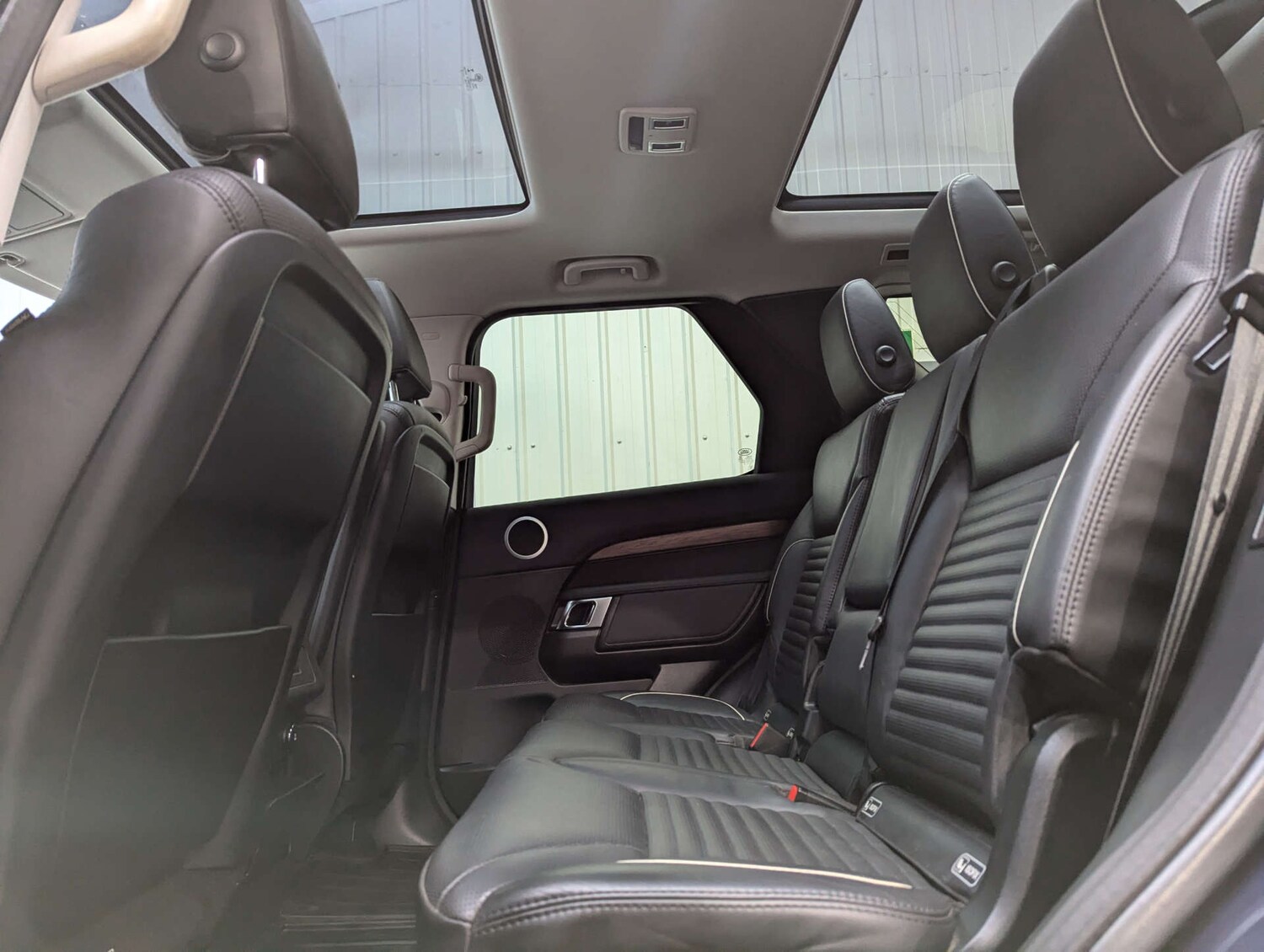 Used Land Rover Discovery 2018 for sale - 76347362: Photo 69