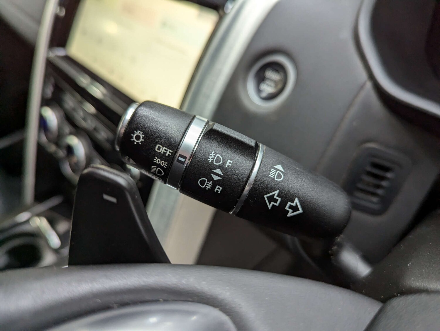 Used Land Rover Discovery 2018 for sale - 76347362: Photo 75