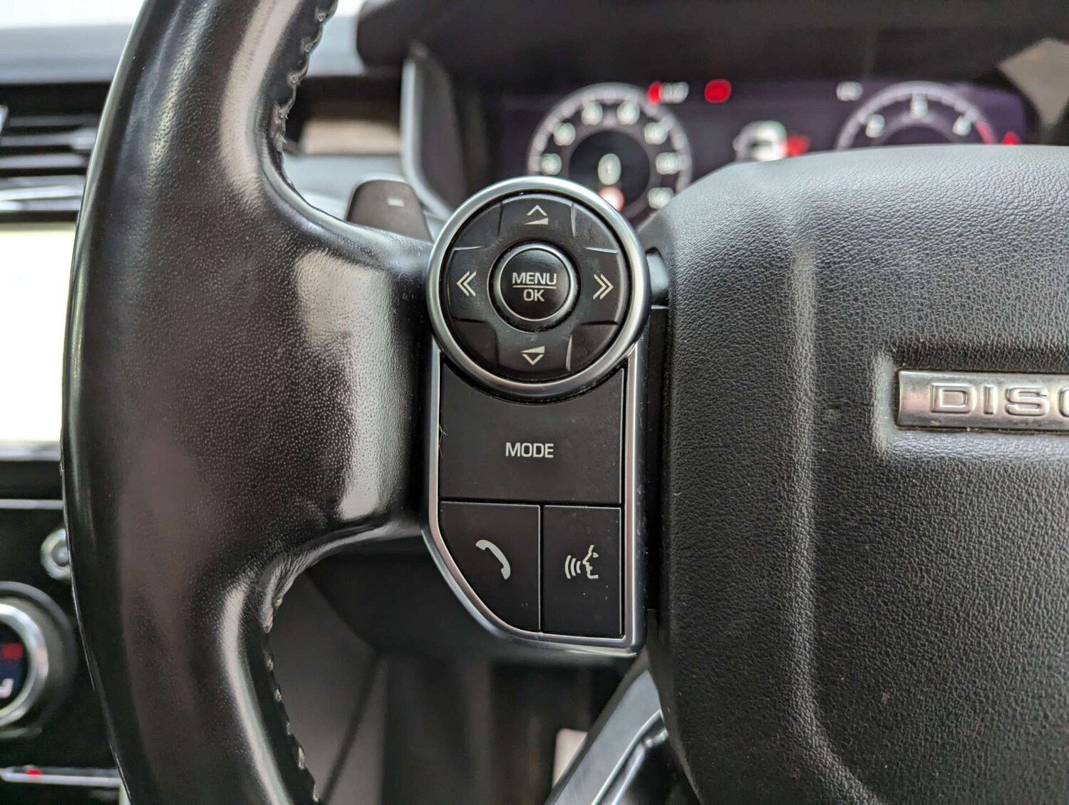 Used Land Rover Discovery 2018 for sale - 76347362: Photo 76