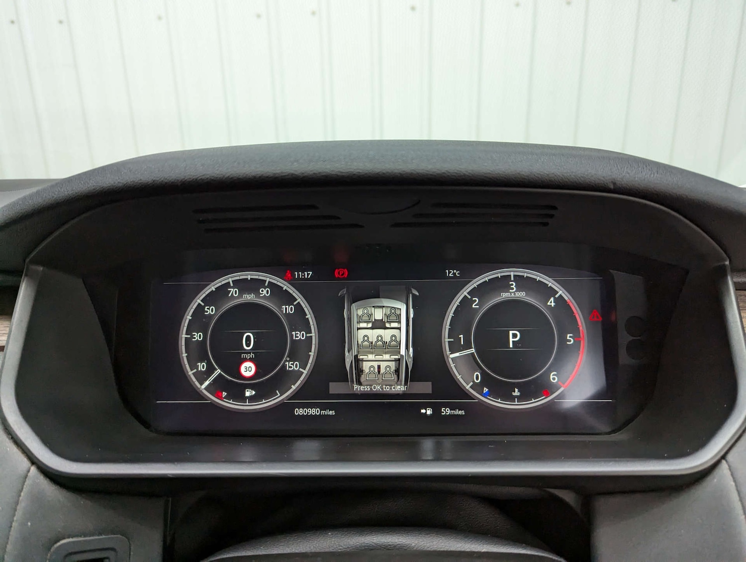 Used Land Rover Discovery 2018 for sale - 76347362: Photo 78