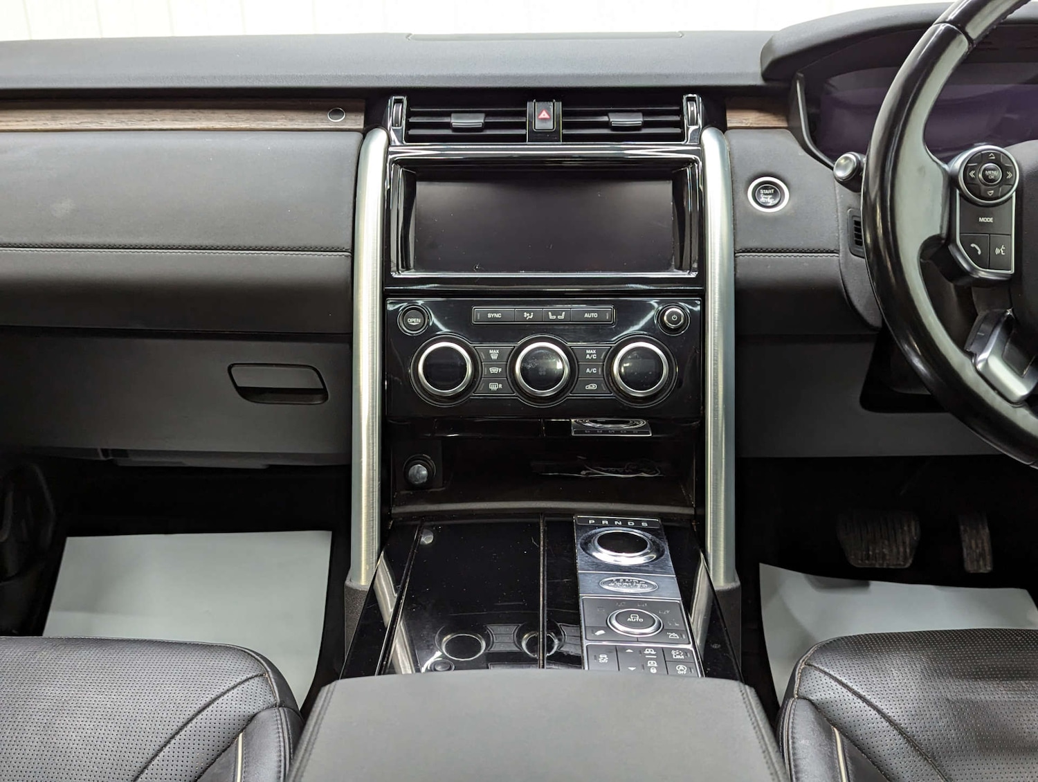 Used Land Rover Discovery 2018 for sale - 76347362: Photo 84