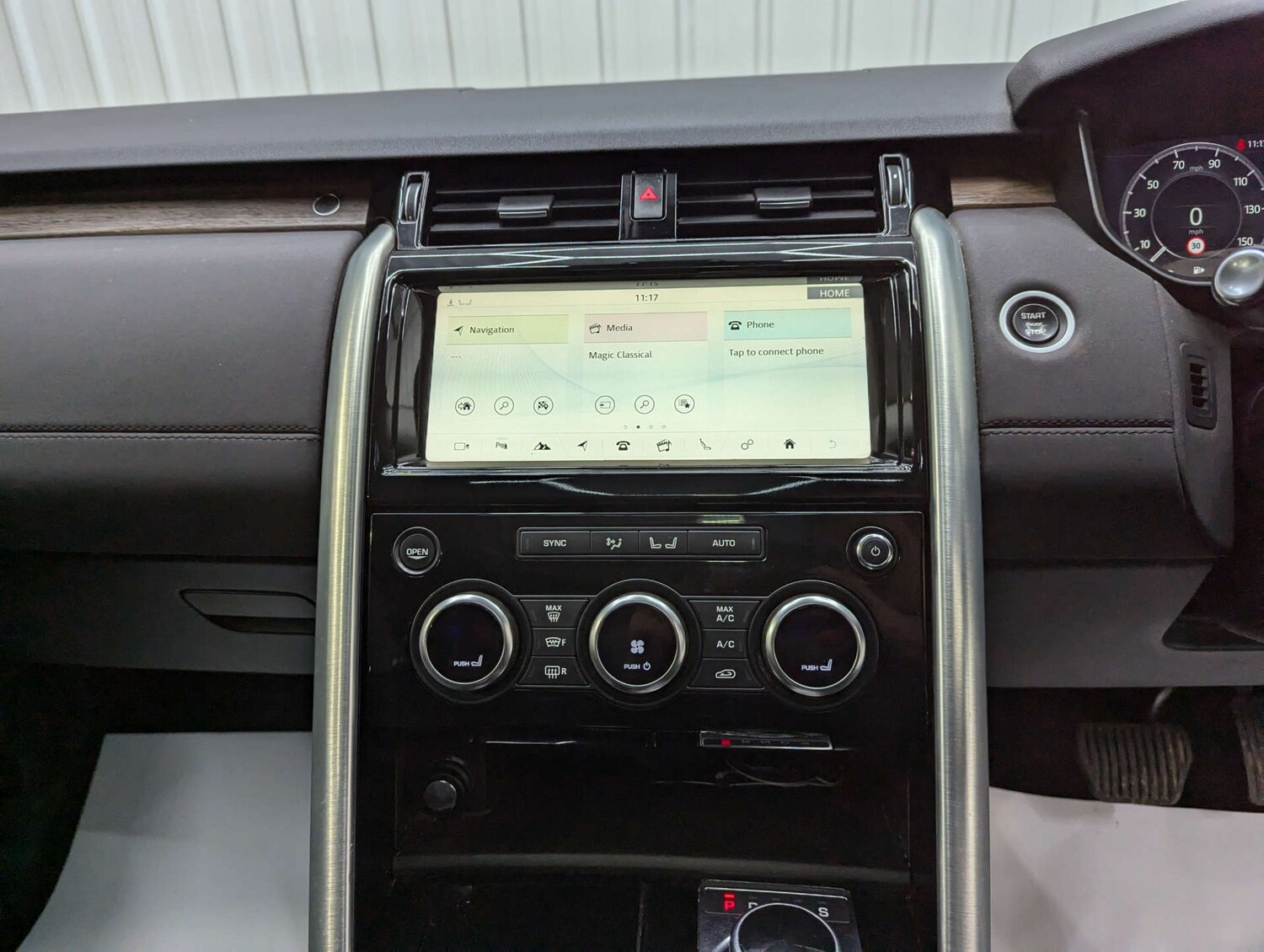 Used Land Rover Discovery 2018 for sale - 76347362: Photo 85