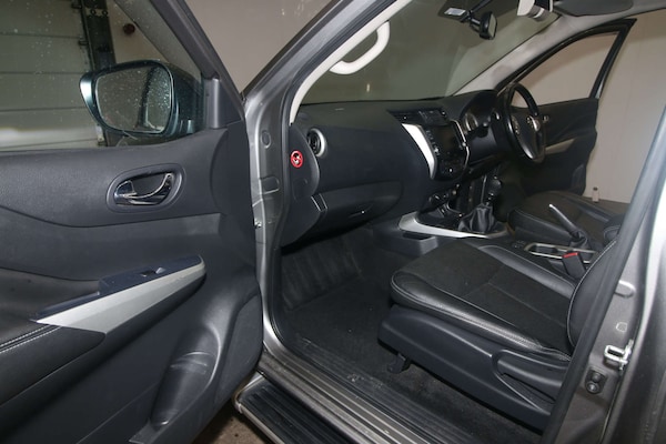 Used Nissan Navara 2021 for sale - 76114502: Photo 24