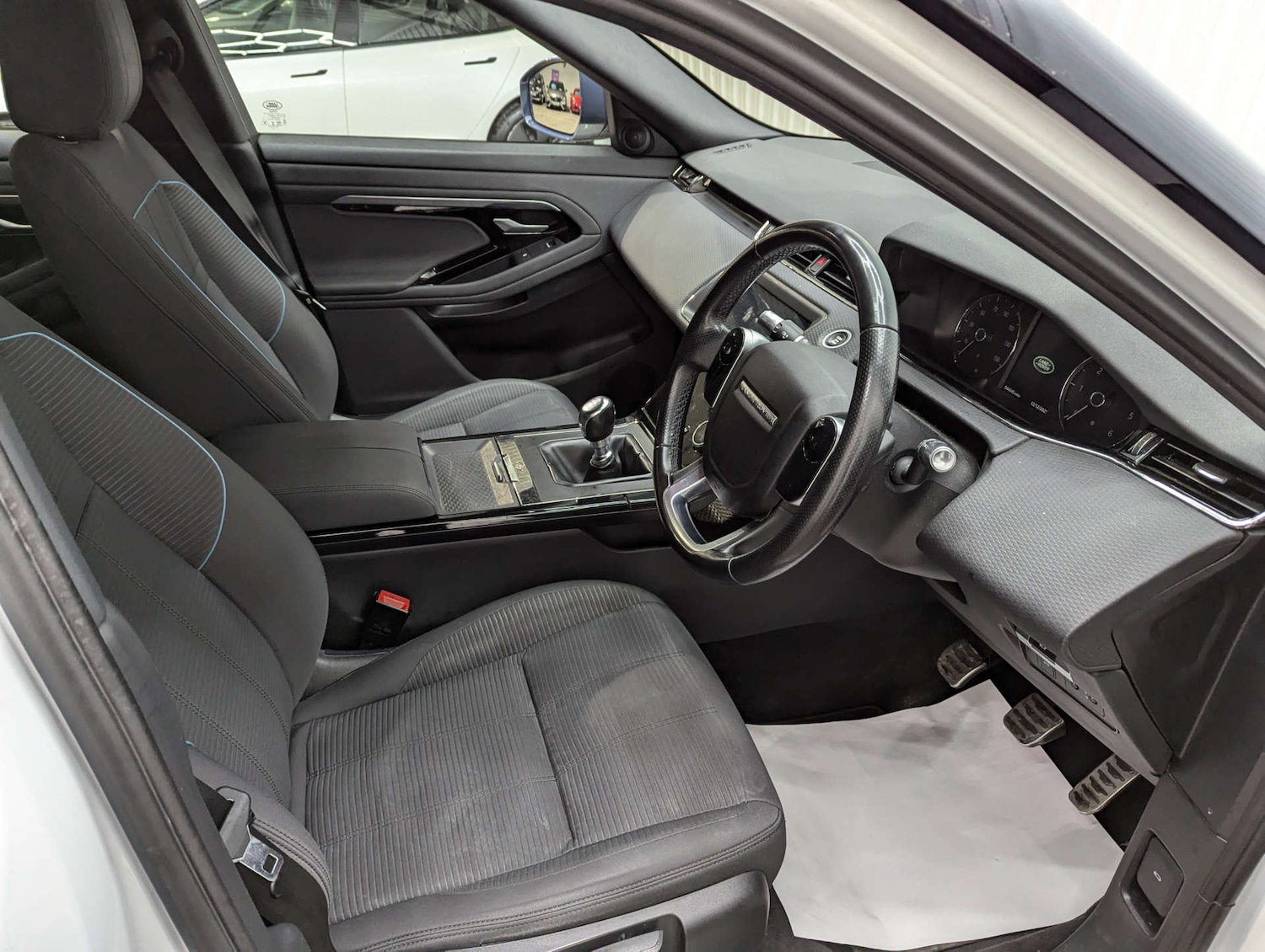 Used Land Rover Range Rover Evoque 2019 for sale - 76830029: Photo 41