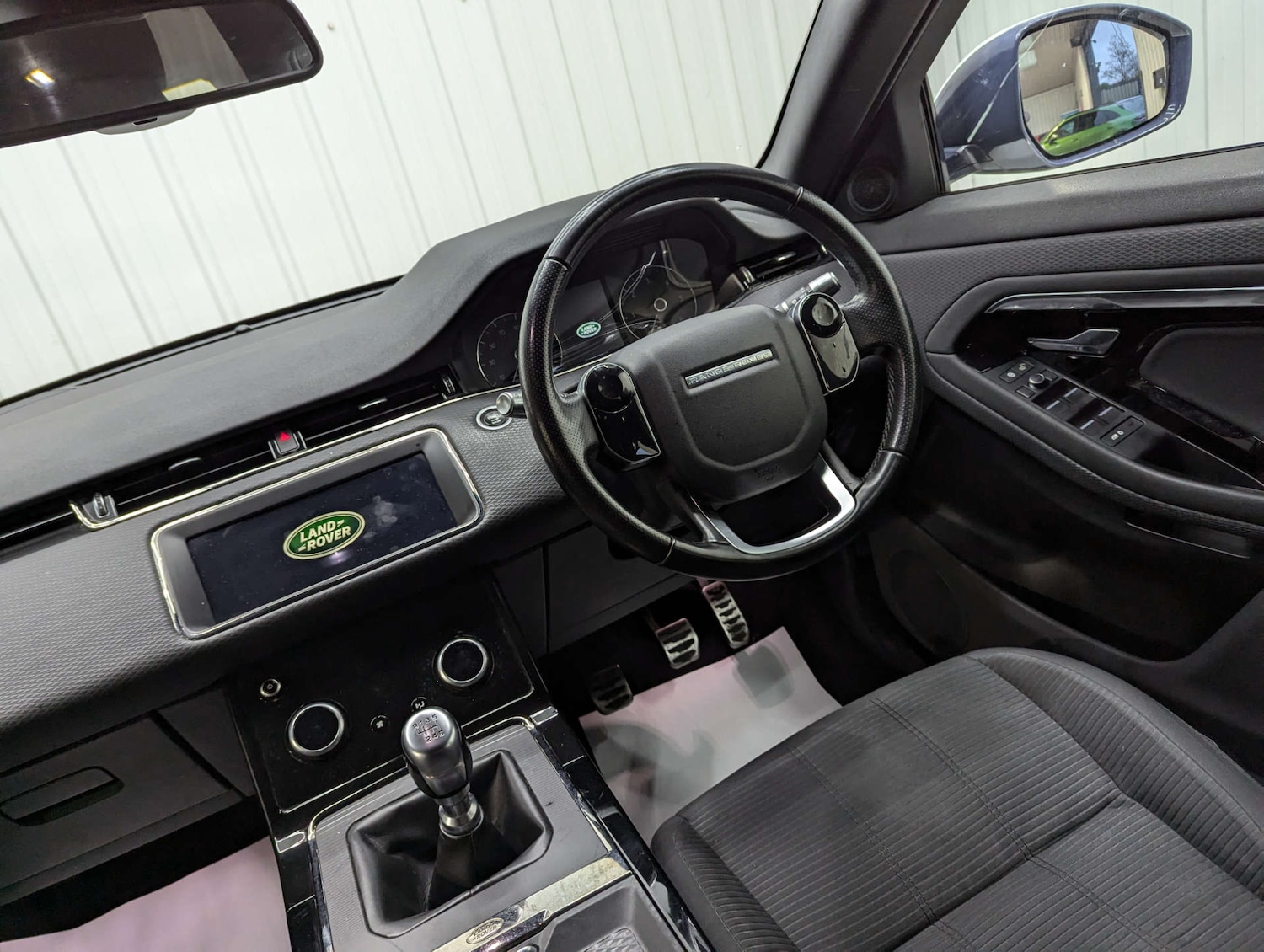 Used Land Rover Range Rover Evoque 2019 for sale - 76830029: Photo 66