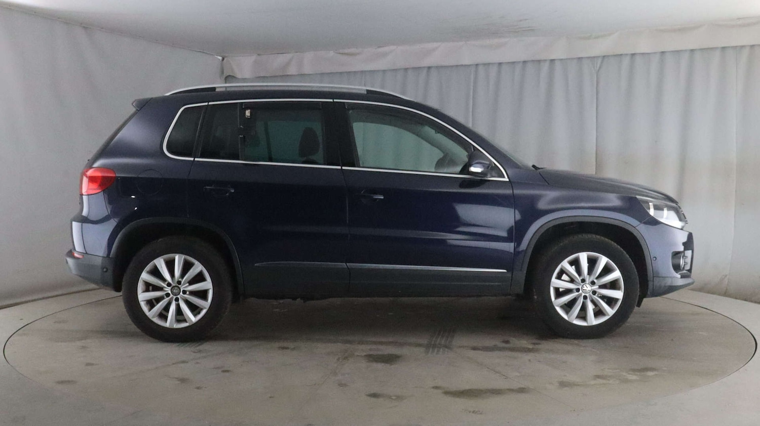 Used Volkswagen Tiguan 2015 for sale - 77200681: Photo 9