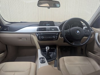 Used BMW 3 Series 2016 for sale - 79302436: Photo