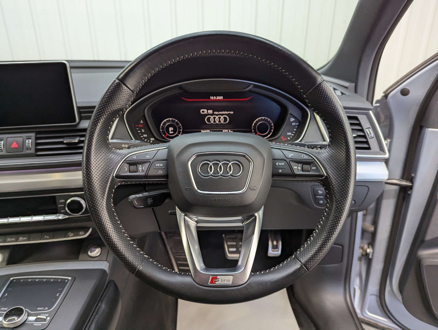 Used Audi Q5 2017 for sale - 76278210: Photo 67