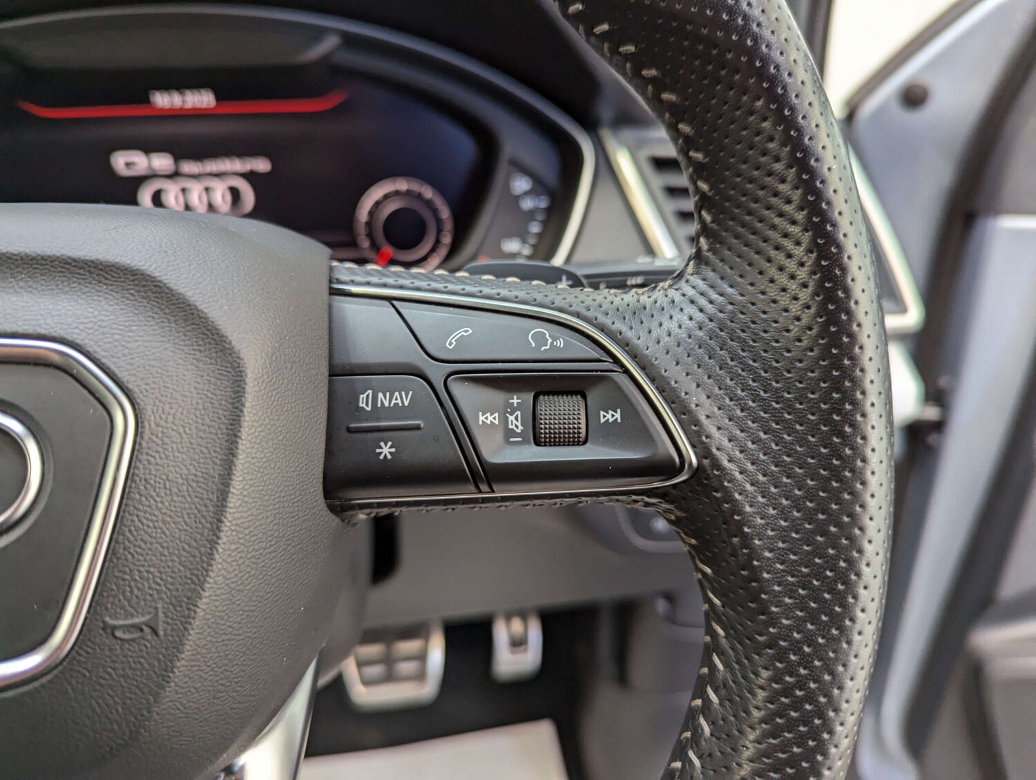 Used Audi Q5 2017 for sale - 76278210: Photo 69
