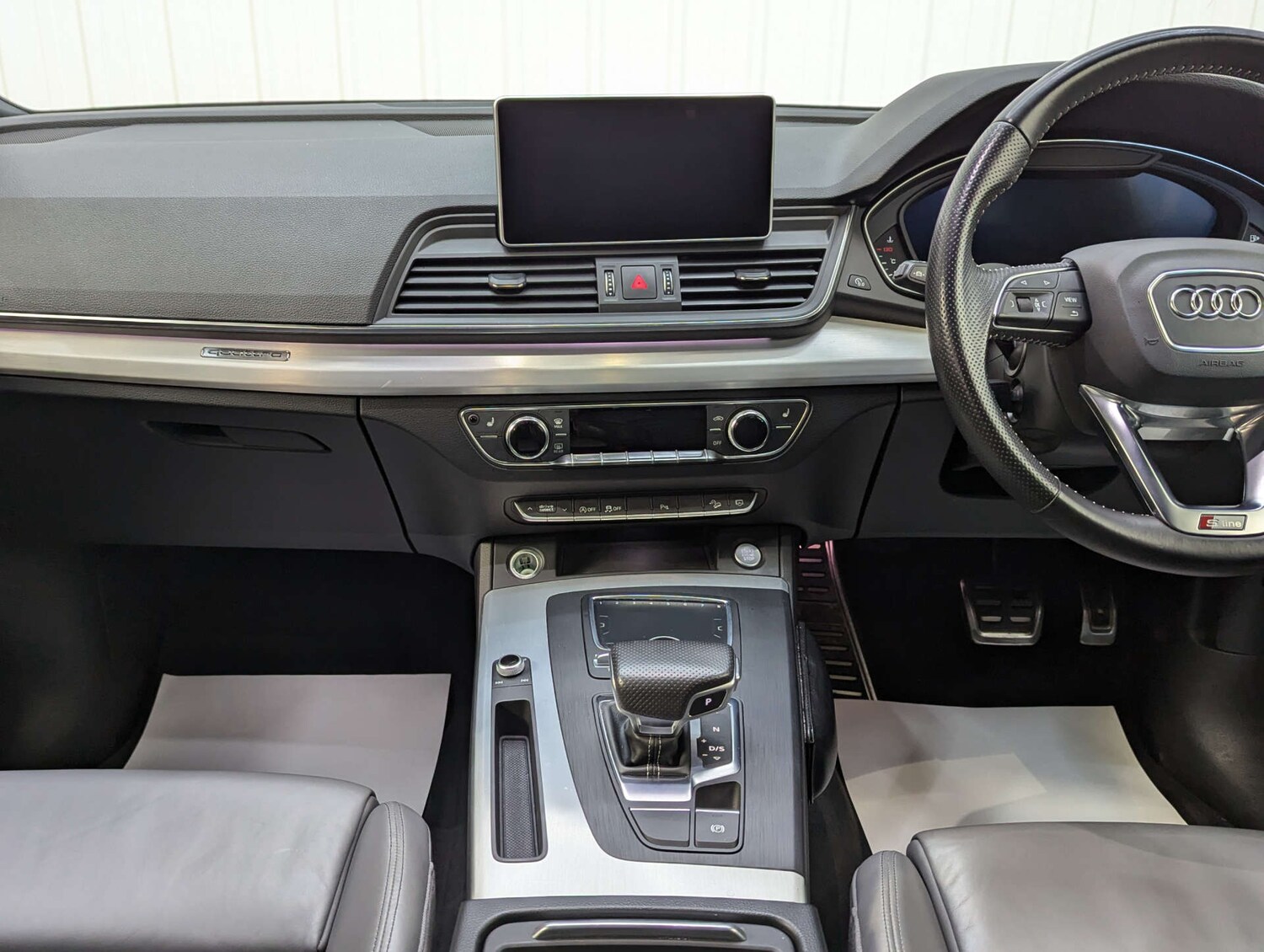 Used Audi Q5 2017 for sale - 76278210: Photo 75