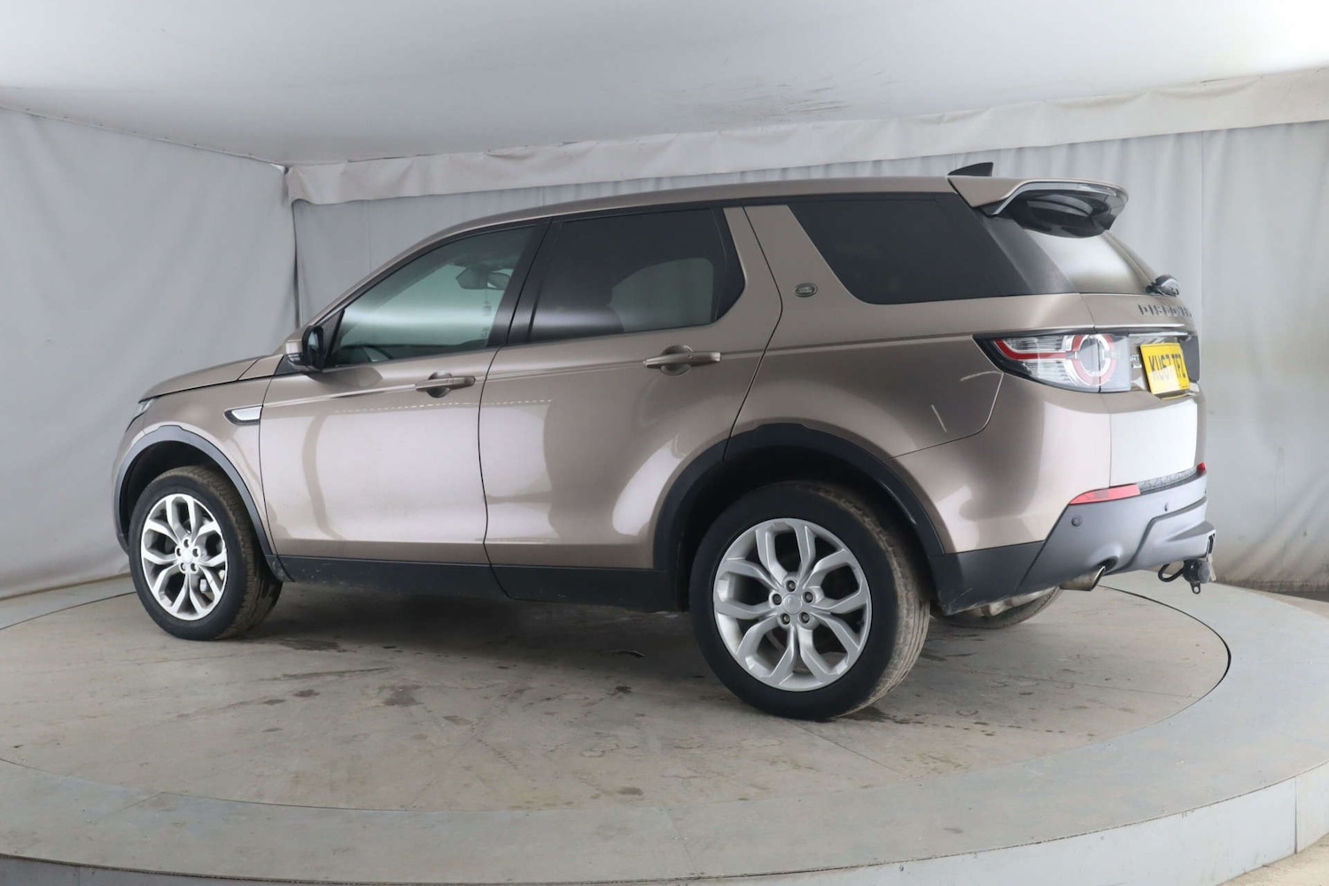 Used Land Rover Discovery Sport 2017 for sale - 77434660: Photo 15