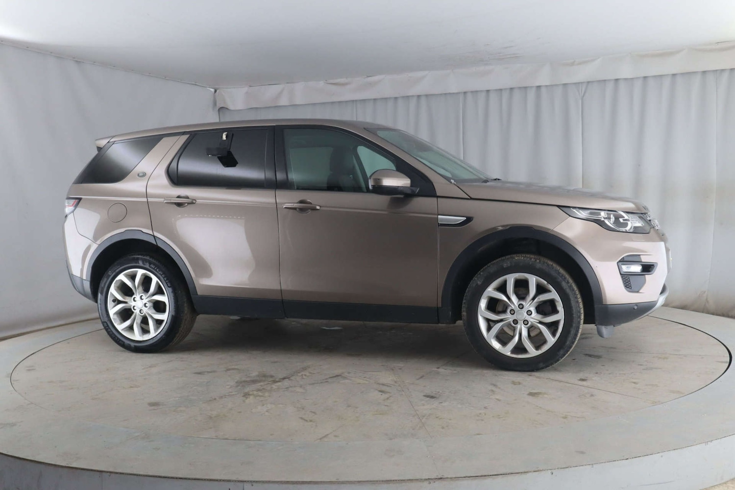 Used Land Rover Discovery Sport 2017 for sale - 77434660: Photo 7
