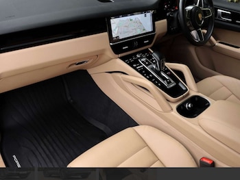 Used Porsche Cayenne 2019 for sale - 75718504: Photo