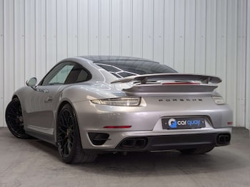 Porsche - 911
