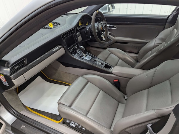 Used Porsche 911 2013 for sale - 76258026: Photo 54