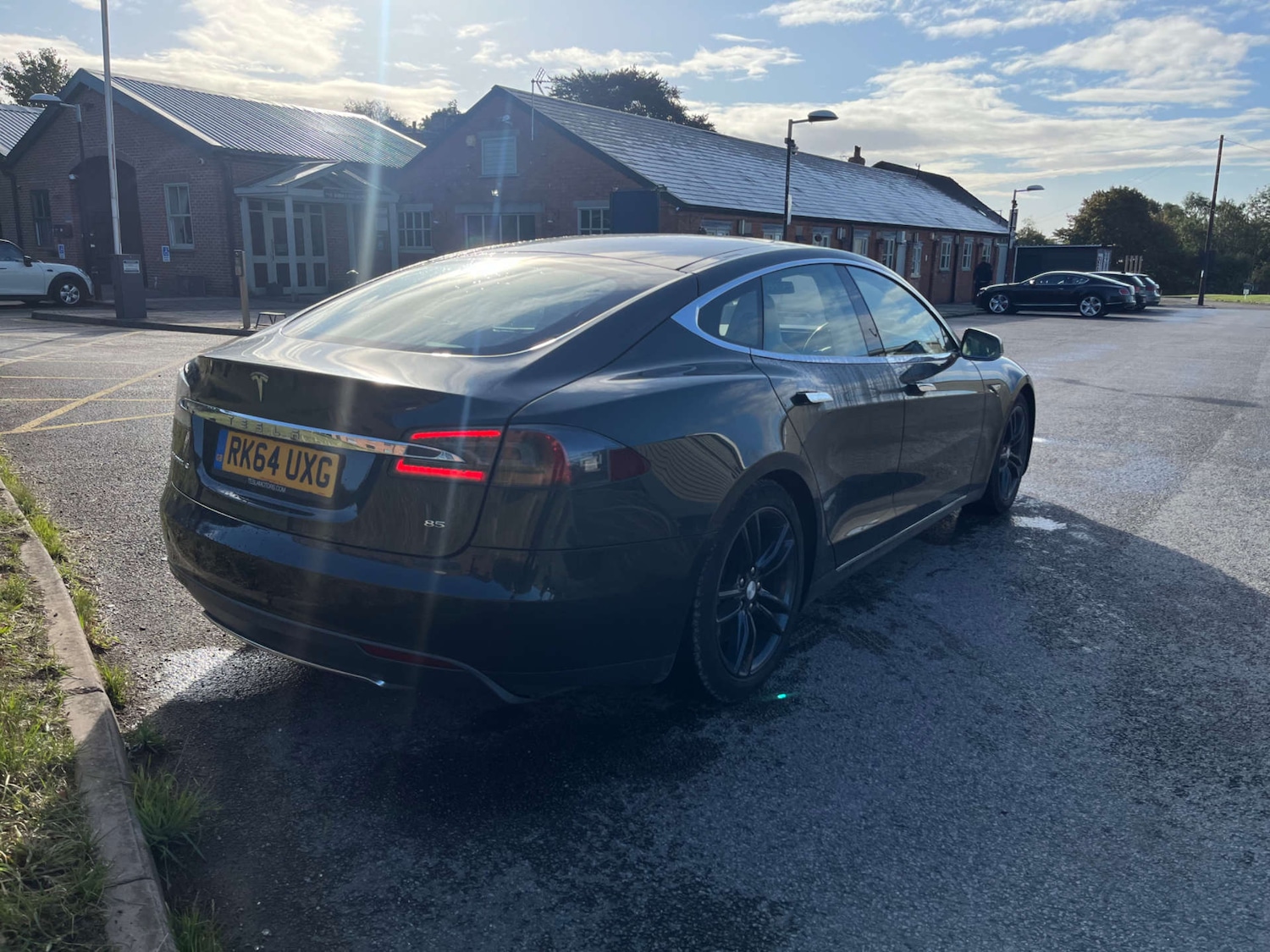 Used Tesla Model S 2014 for sale - 76278212: Photo 4