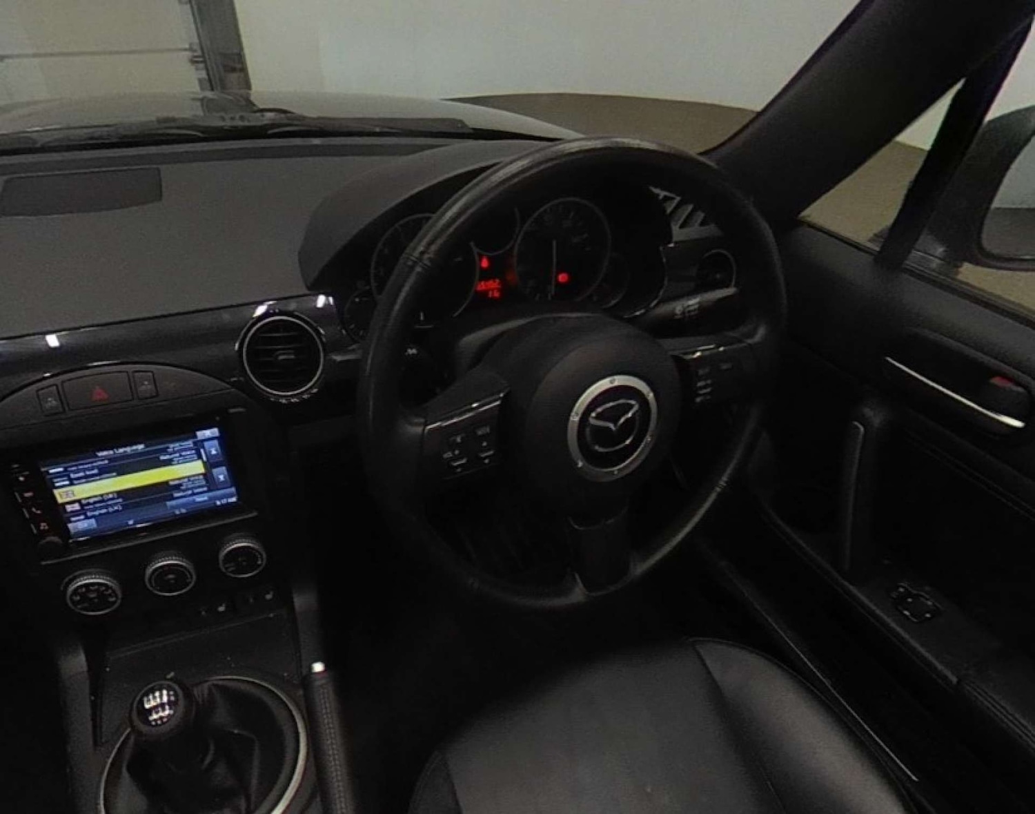 Used Mazda MX-5 2014 for sale - 77938480: Photo 5