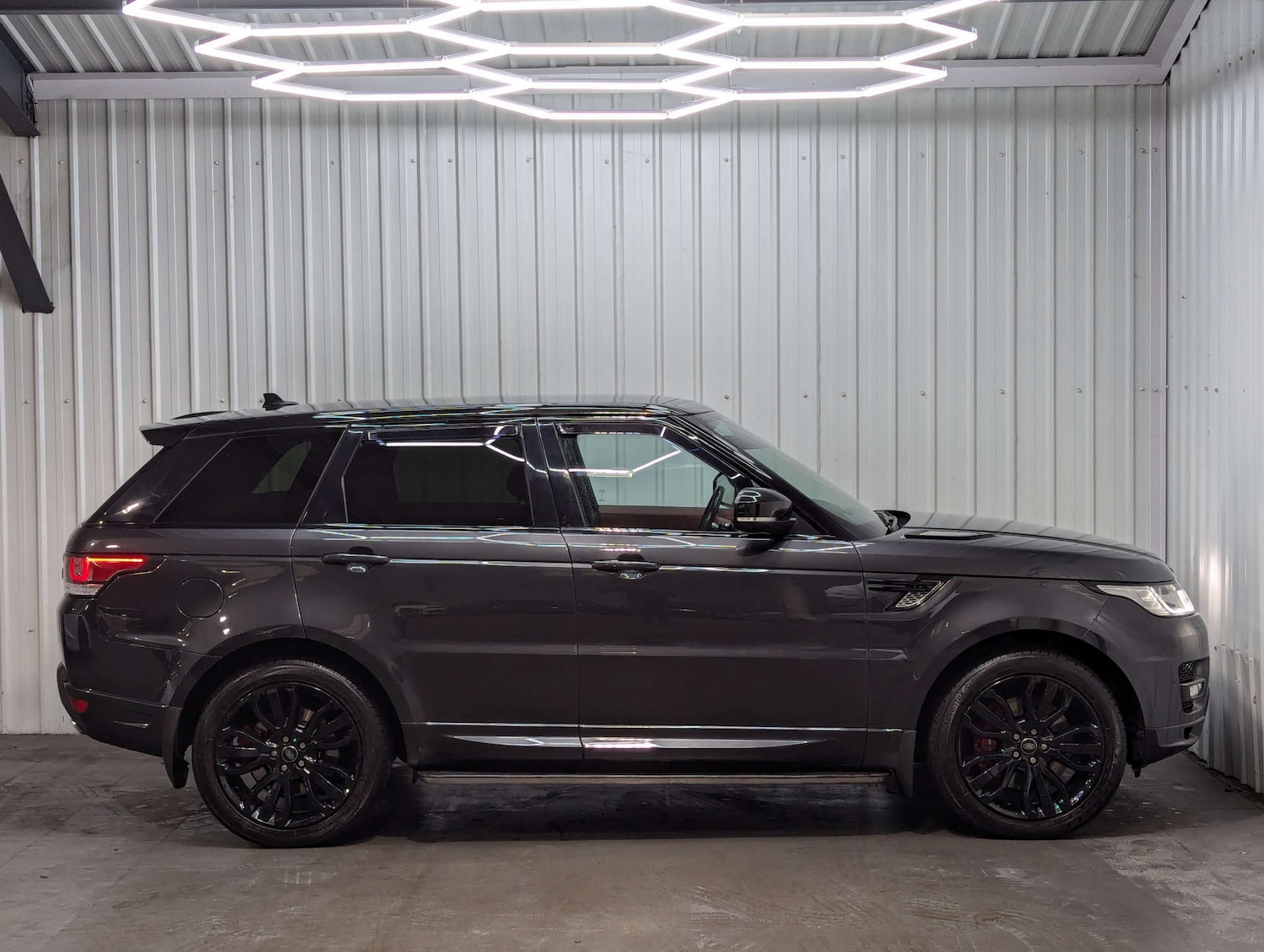 Used Land Rover Range Rover Sport 2016 for sale - 77735083: Photo 14