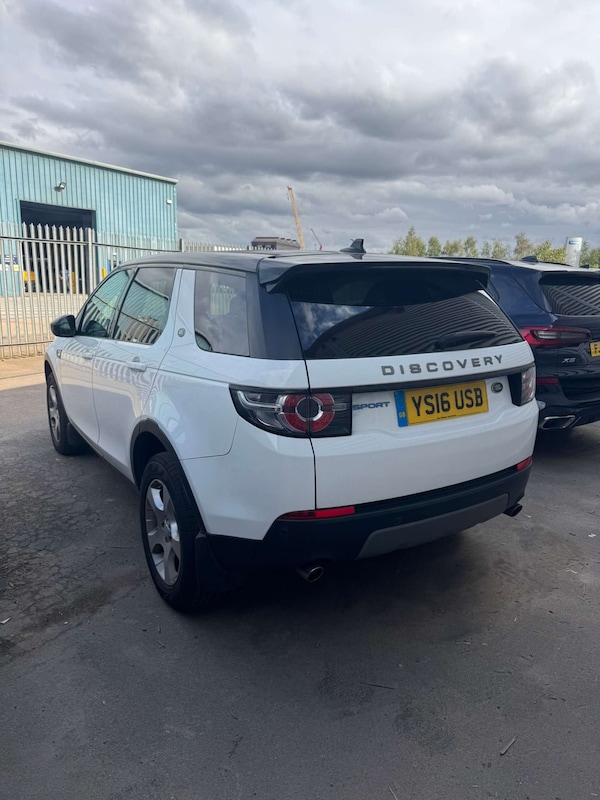 Used Land Rover Discovery Sport 2016 for sale - 76278551: Photo 13