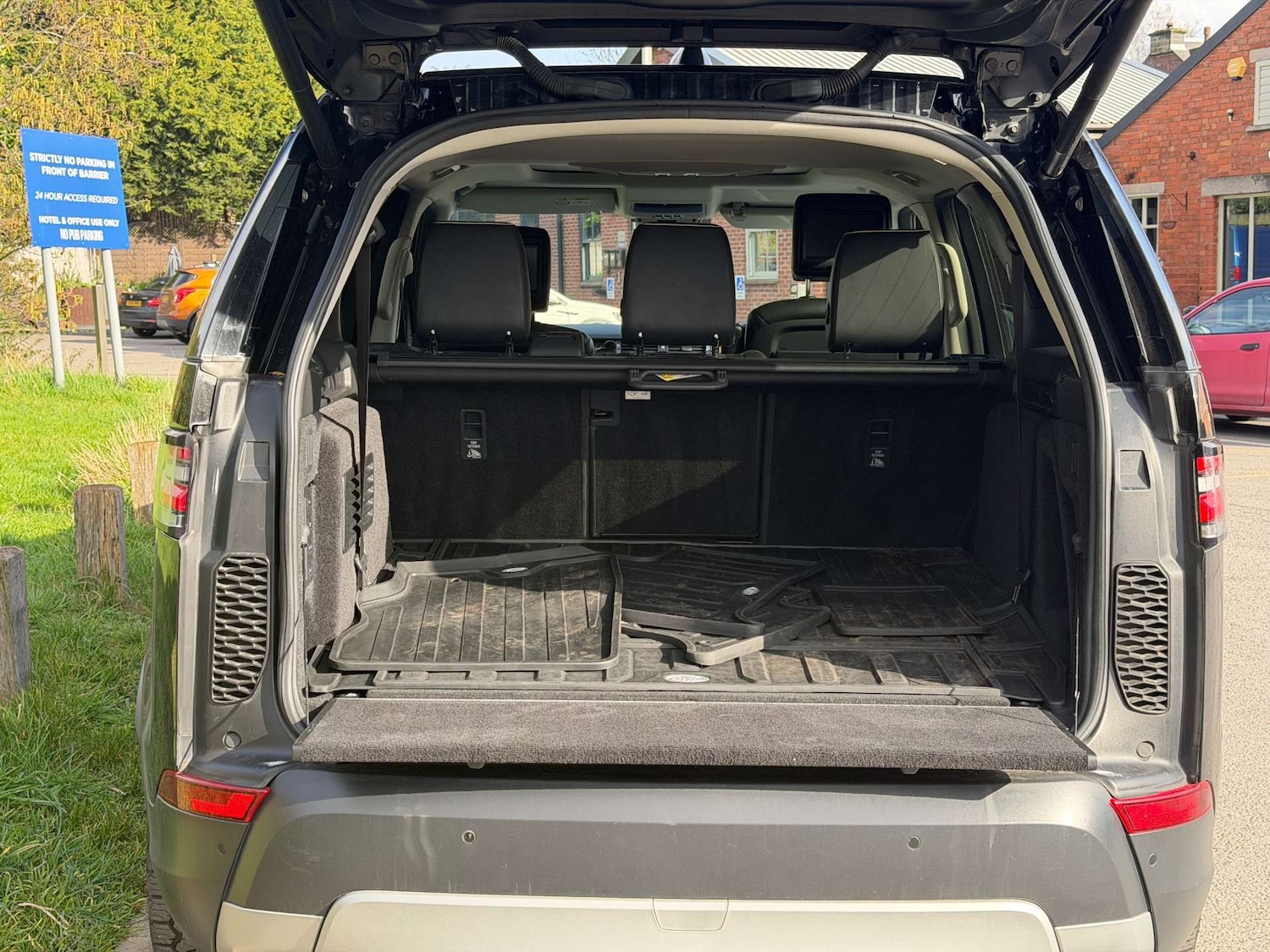 Used Land Rover Discovery 2017 for sale - 77690665: Photo 26