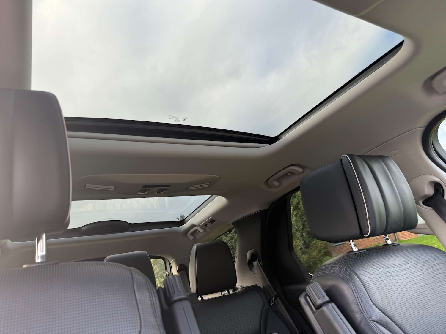 Used Land Rover Discovery 2017 for sale - 77690665: Photo 9